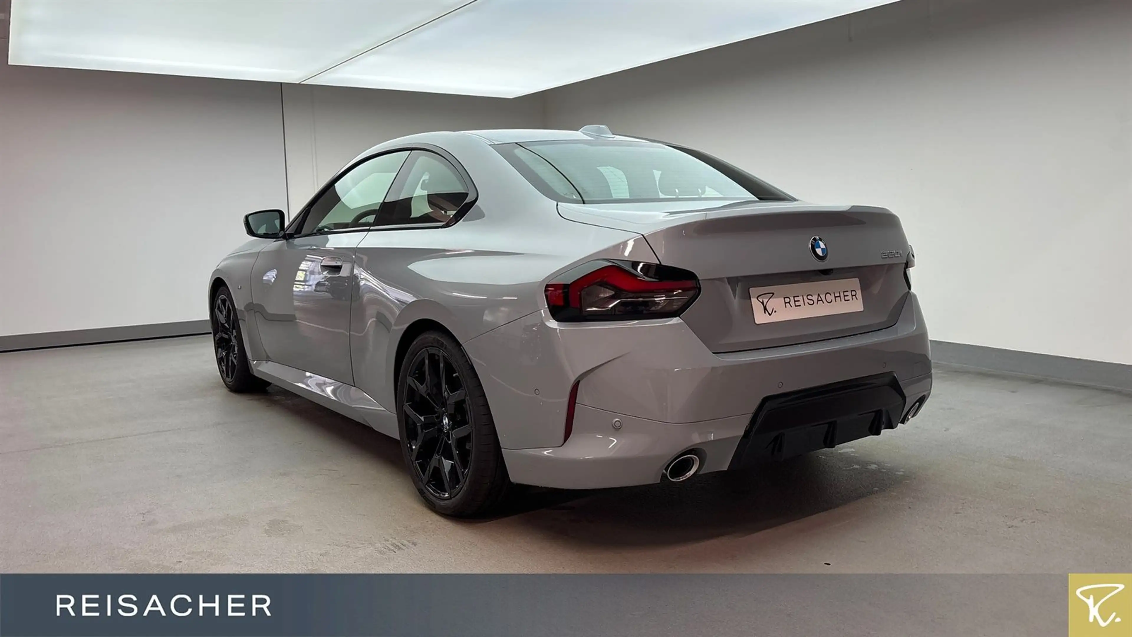 BMW 220 i Coupé Sportpaket Autom. Parksystem DAB — photo 2