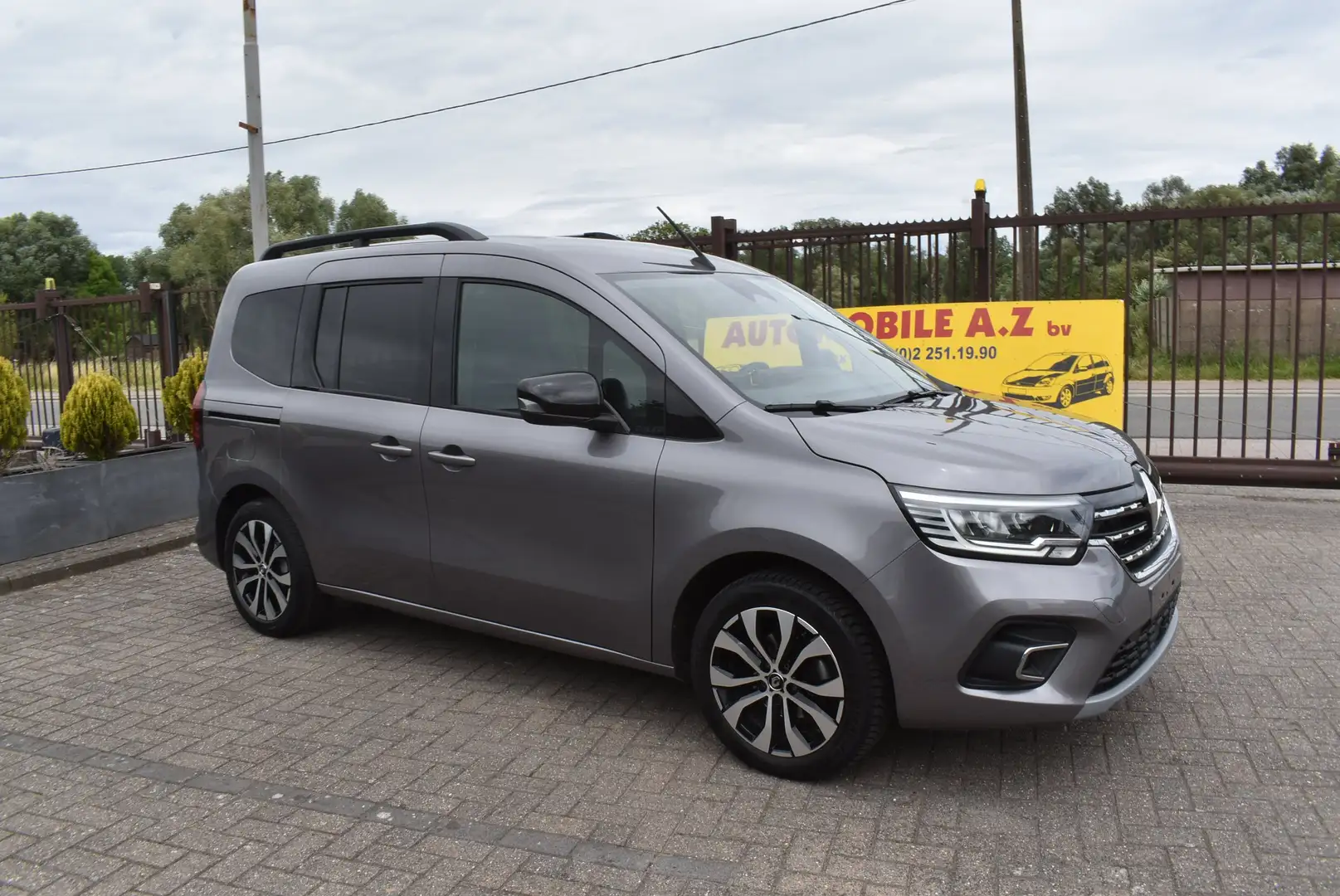 Renault Kangoo 1.3i Elquilibre ***12M GARANTIE*** 51.000KM!!! Grijs - 1