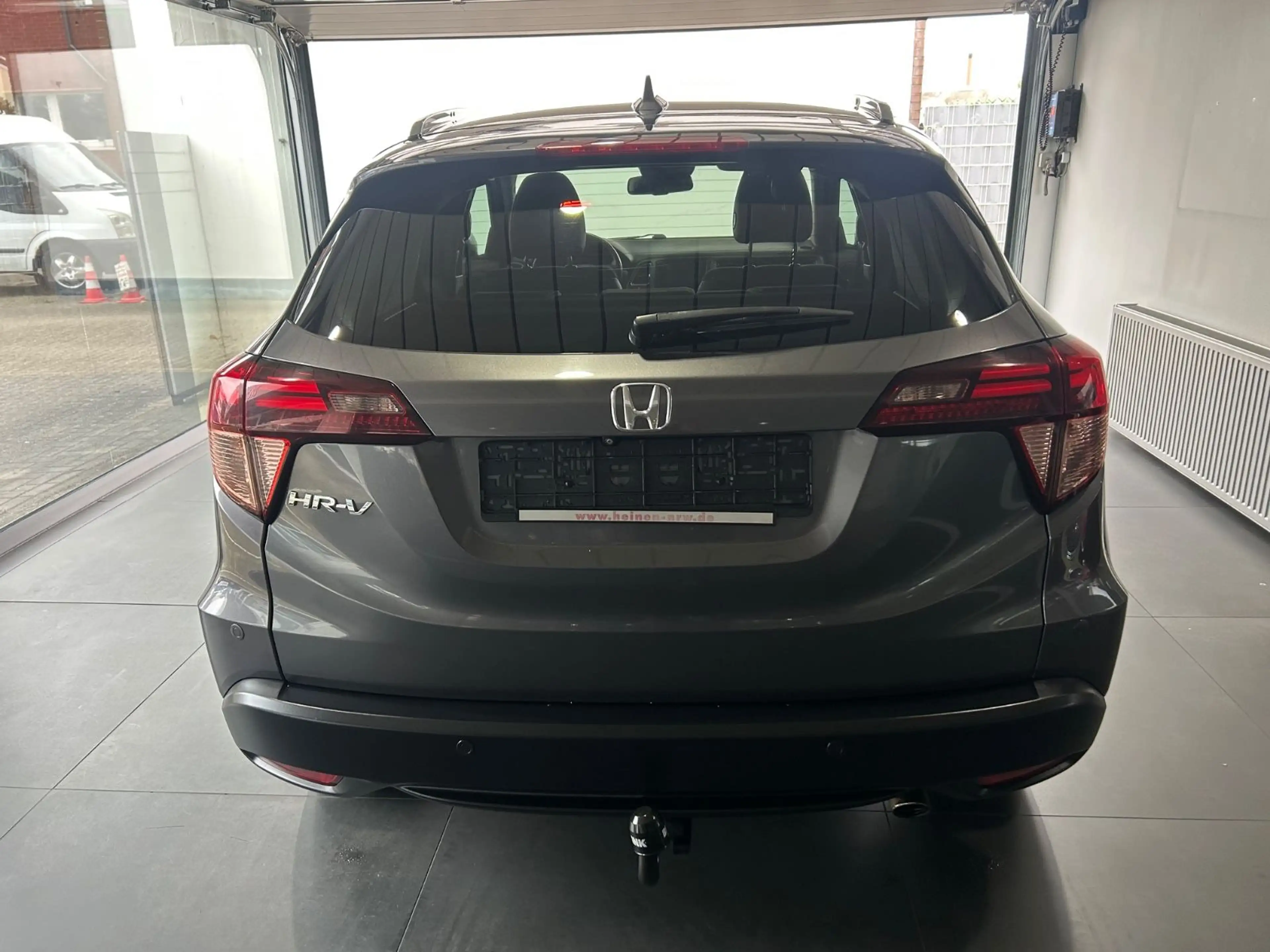 Honda HR-V 1.5 i-VTEC Executive Automatik Navi Pano — photo 5