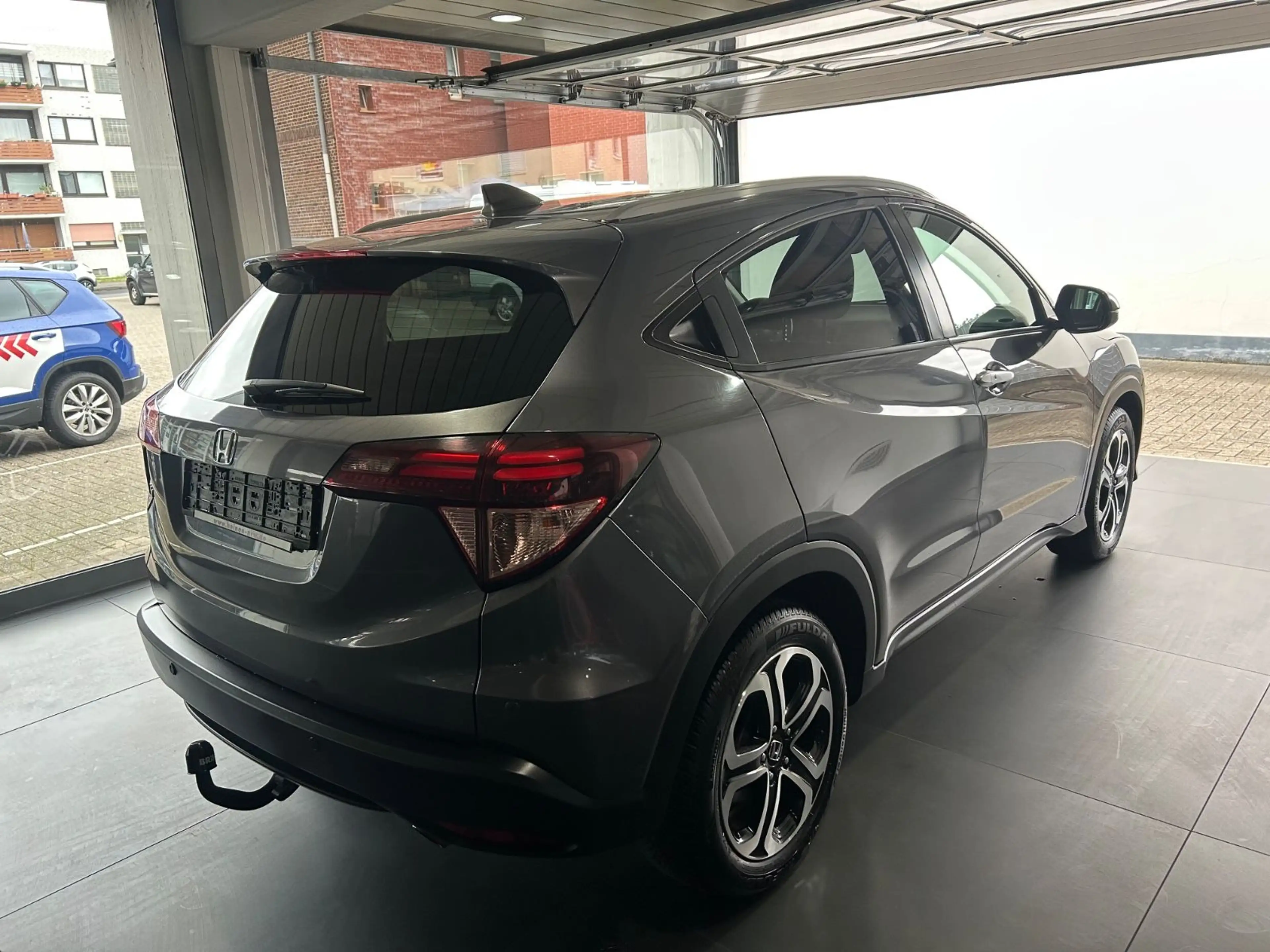 Honda HR-V 1.5 i-VTEC Executive Automatik Navi Pano — photo 4