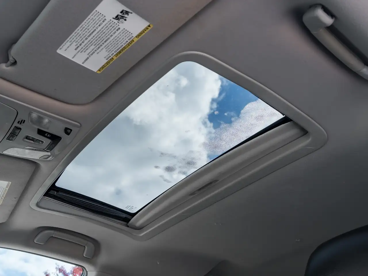 Toyota Sienna снимка Toyota Sienna