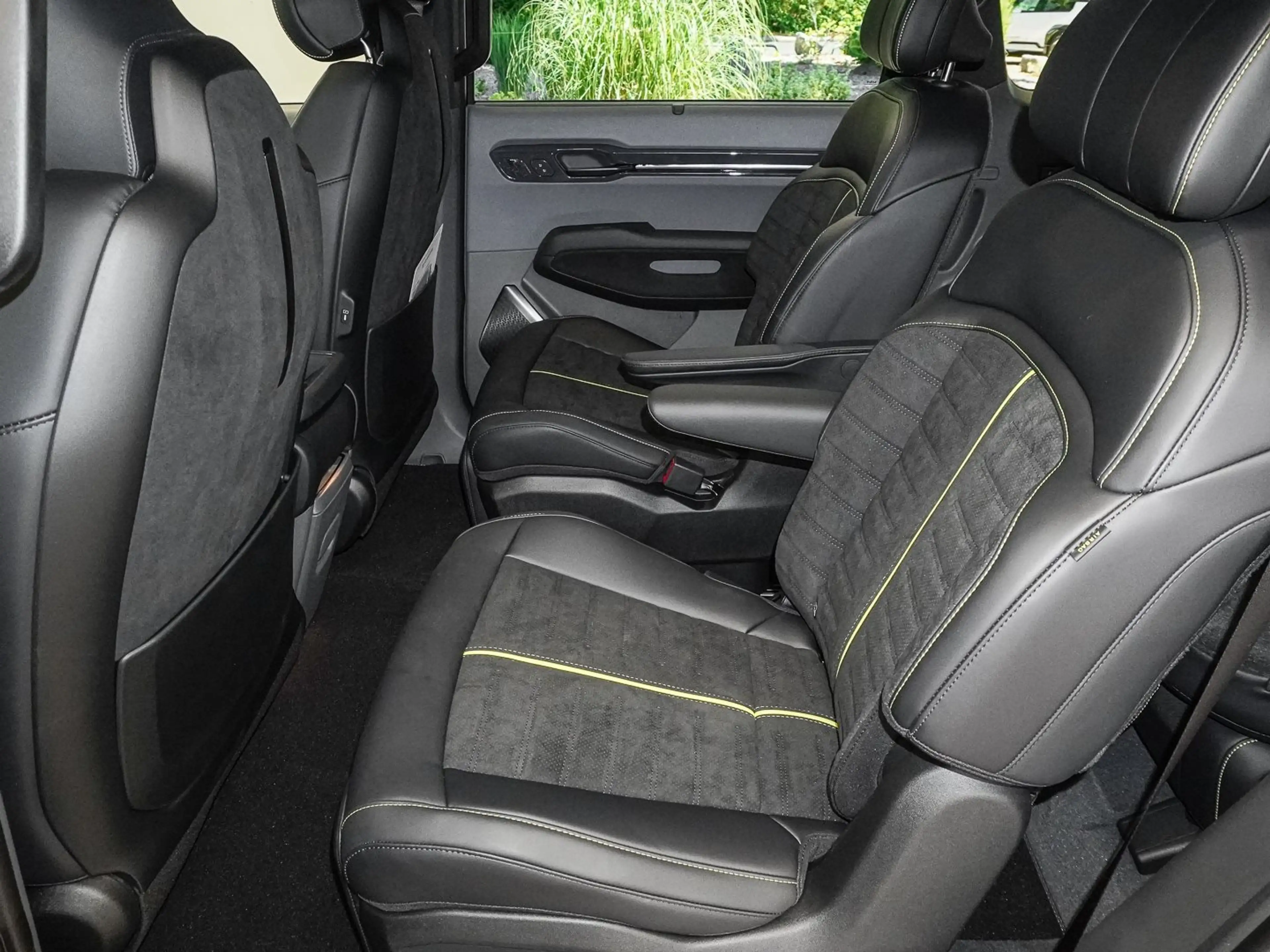 Kia EV9 GT 99,8 kWh AWD Relax Paket Glasdach — photo 15