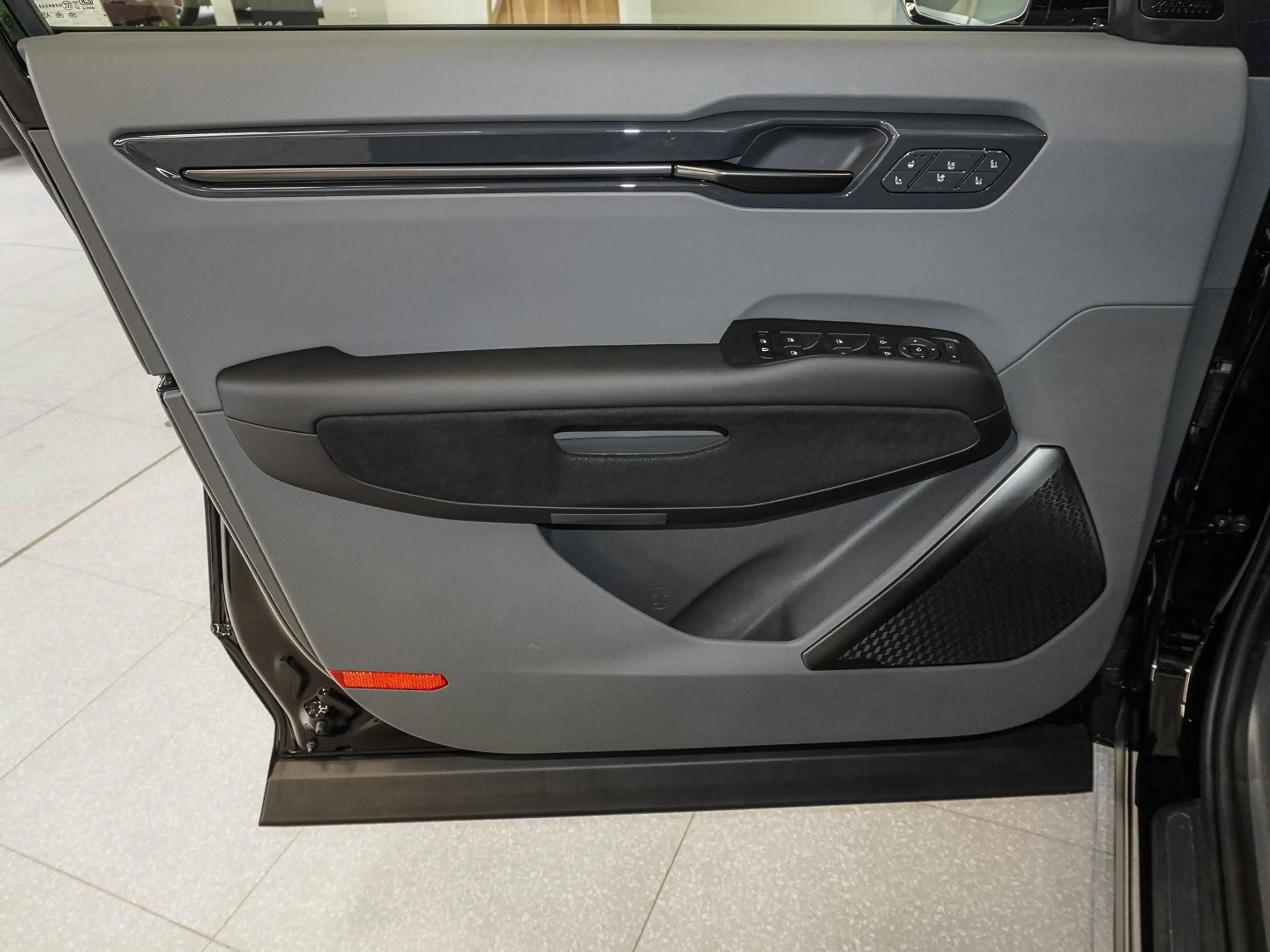 Kia EV9 GT 99,8 kWh AWD Relax Paket Glasdach — photo 14
