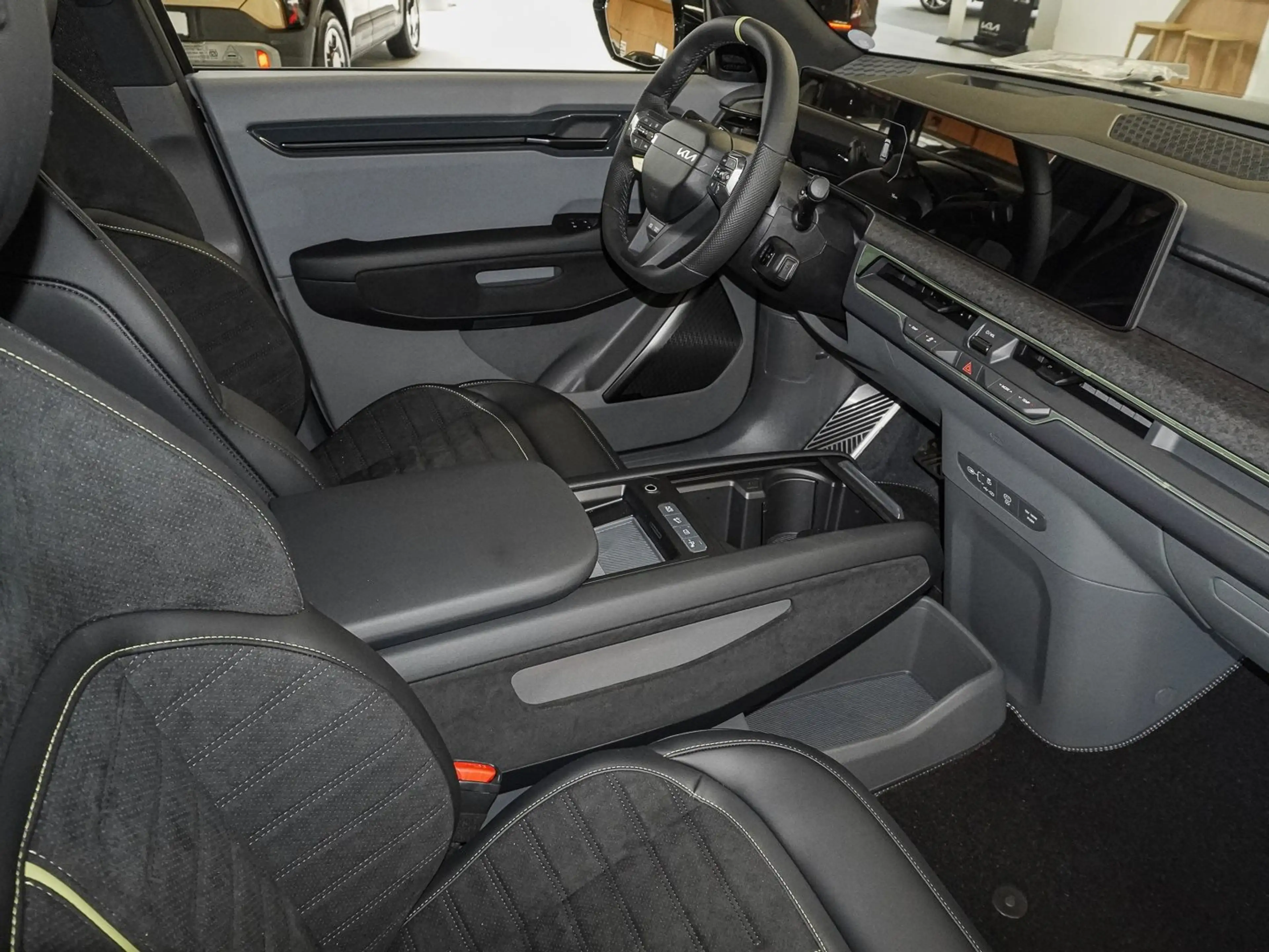 Kia EV9 GT 99,8 kWh AWD Relax Paket Glasdach — photo 5