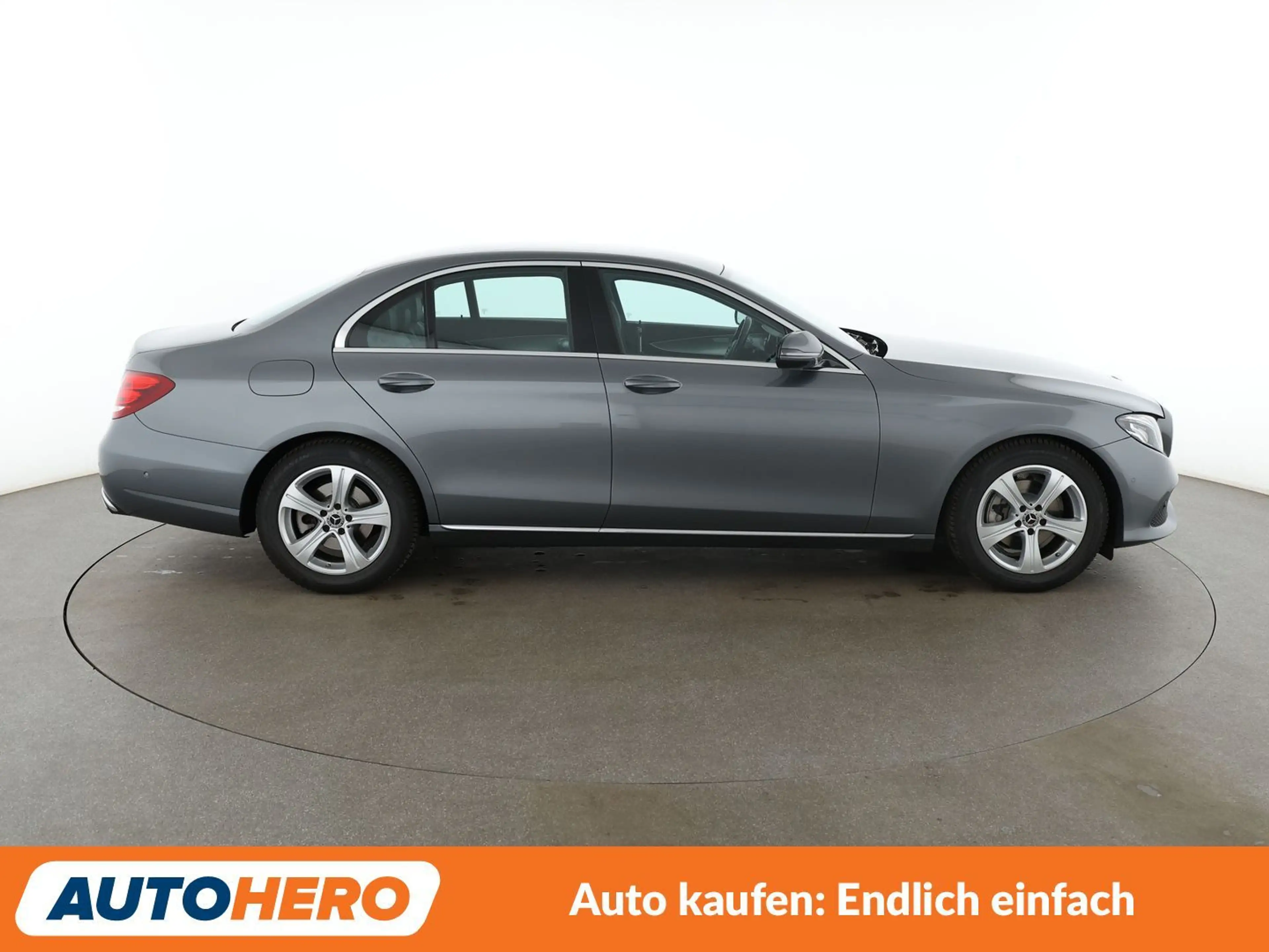 Mercedes-Benz E 200 E 200 Avantgarde Aut.*NAVI*TEMPO*LED*PDC*SHZ* — photo 7