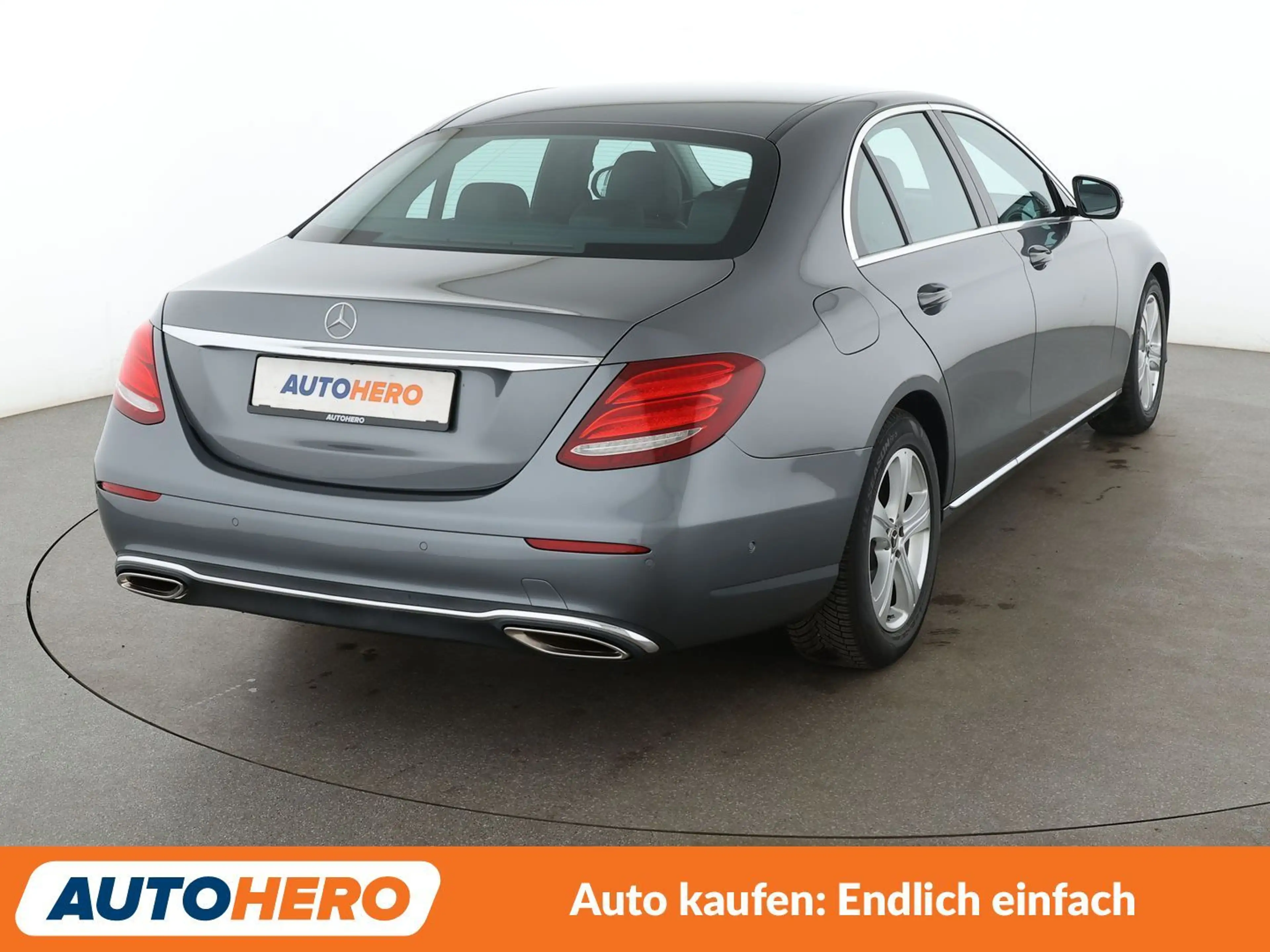 Mercedes-Benz E 200 E 200 Avantgarde Aut.*NAVI*TEMPO*LED*PDC*SHZ* — photo 6