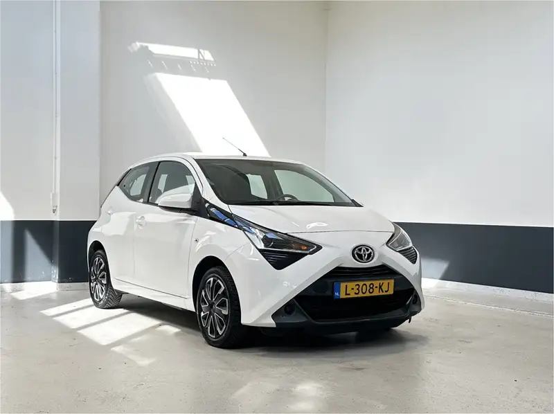 TOYOTA Aygo