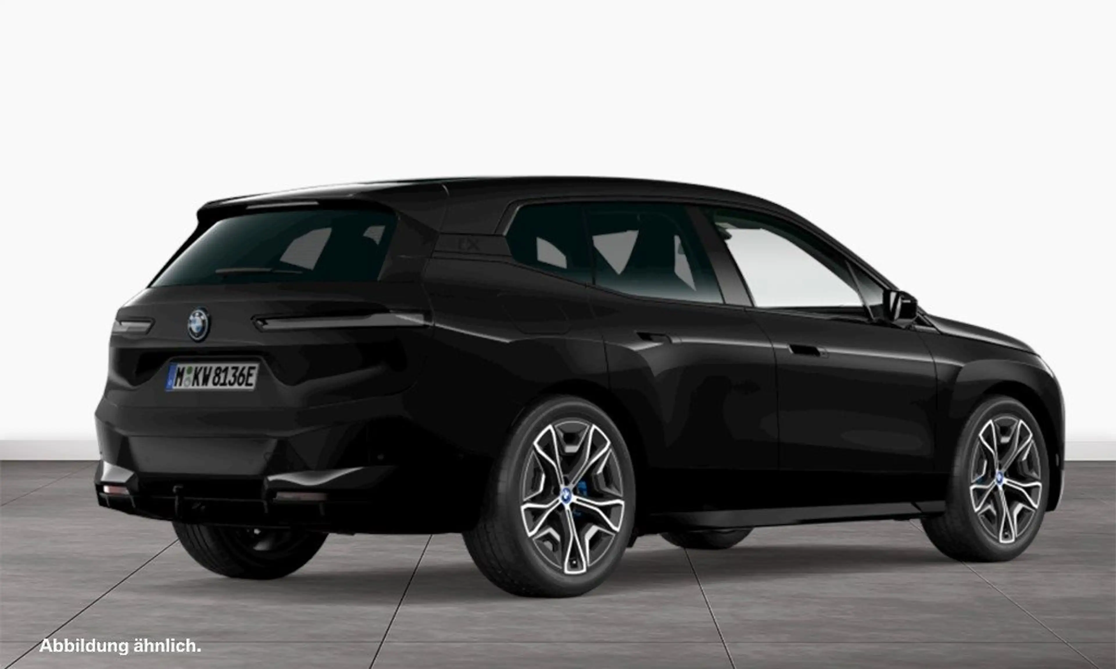 BMW iX xDrive40 — photo 2