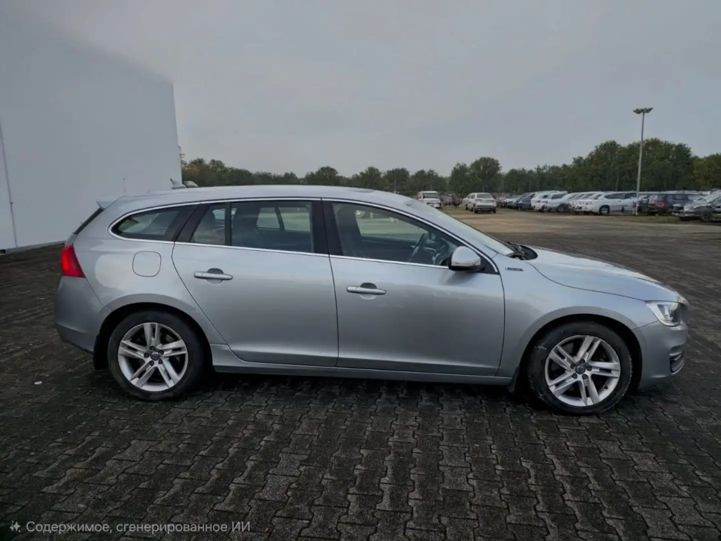 Volvo V60 V60 D6 Twin Engine Geartronic Momentum Silber - 2