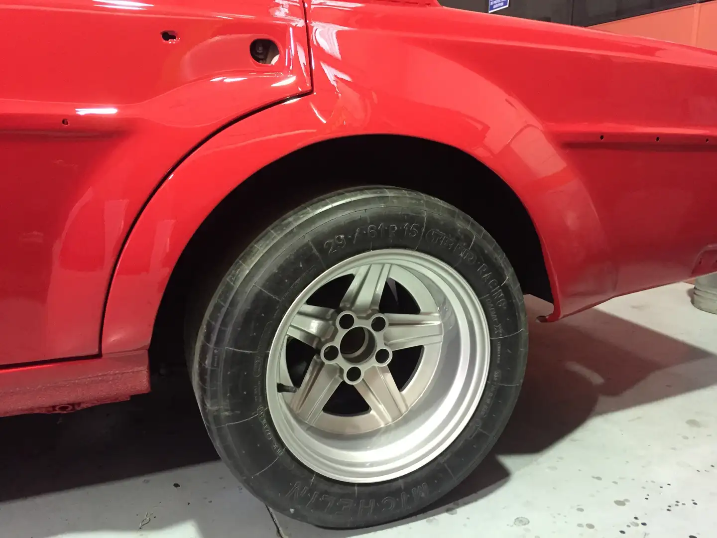 Mercedes-Benz 300 Sel 6.3 Червоний - 2