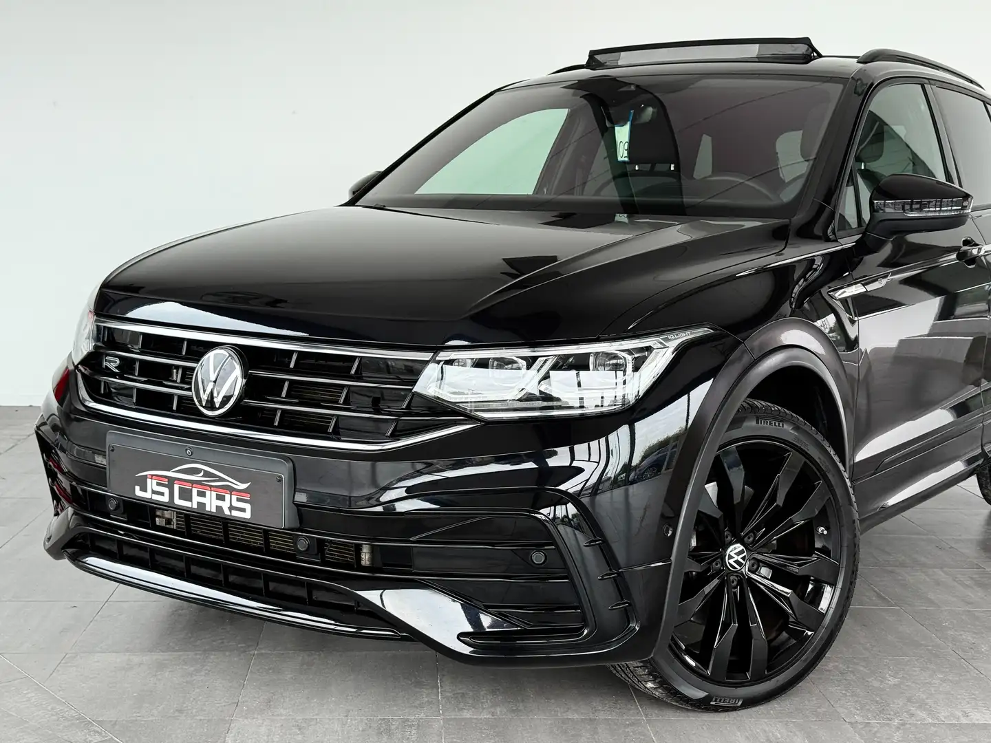 Volkswagen Tiguan 2.0TDI 4Motion R-Line-1ERPRO-T.O-COCKPIT-CAMERA360 Noir - 2