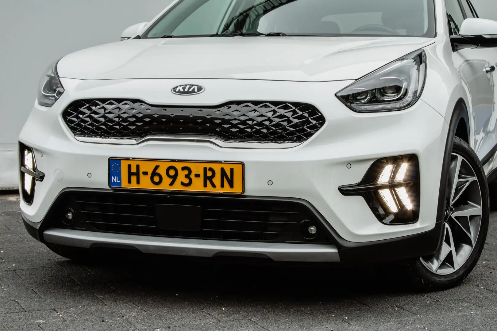 Kia Niro 1.6 GDi Hybrid ExecutiveLine Trekhaak/ Schuifdak/ Blanco - 2