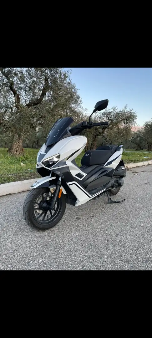 Over Bikes Brera 300 Bianco - 1