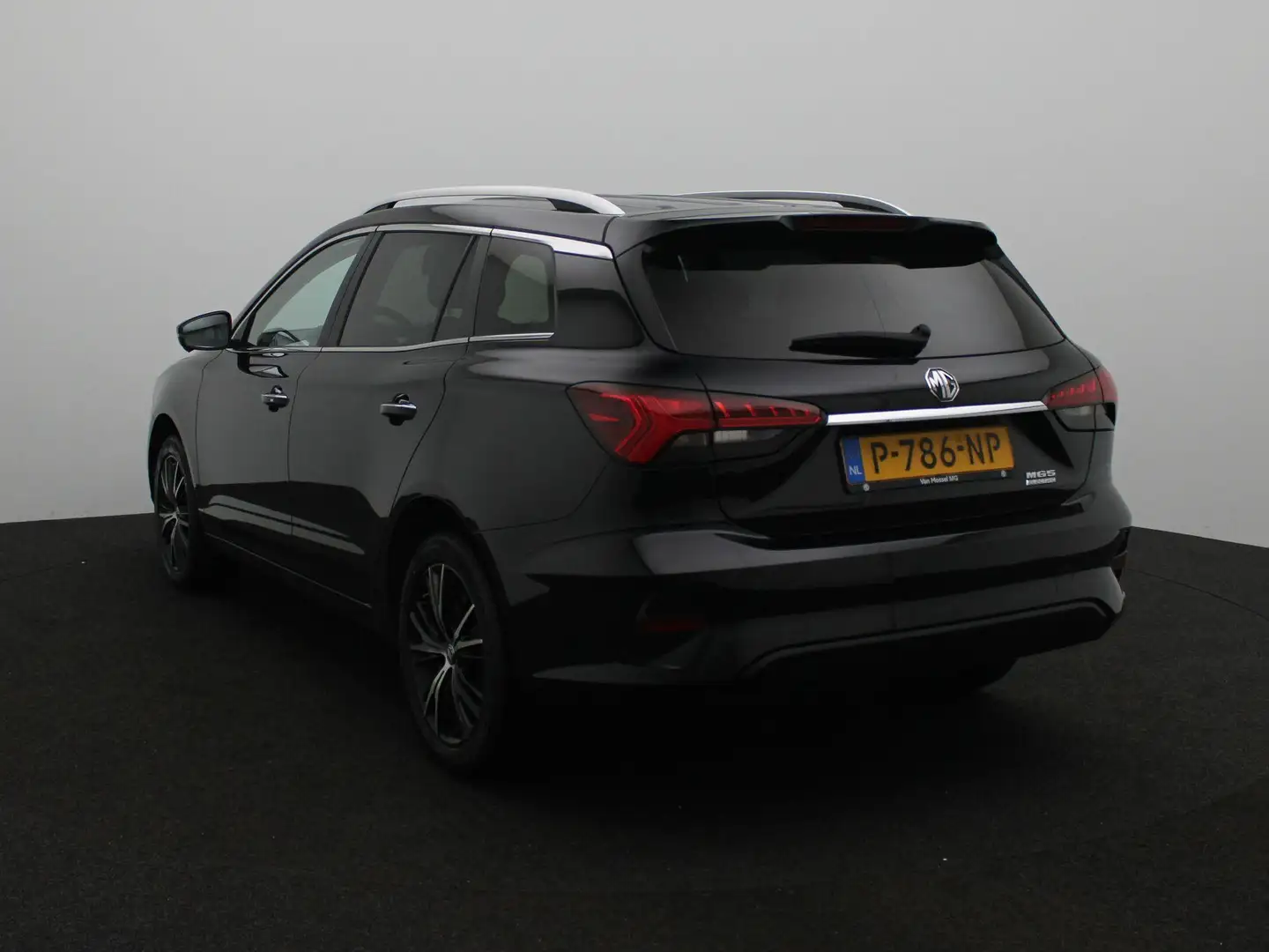 MG MG5 Electric Standard Range Luxury 50 kWh | Leder | Na Zwart - 2