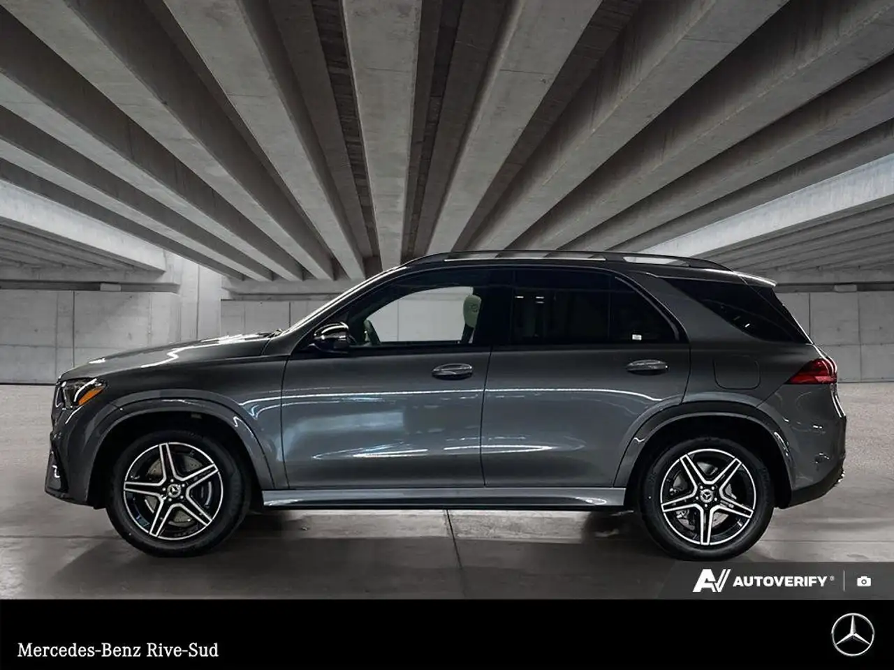 Mercedes-Benz GLE снимка Mercedes-Benz GLE