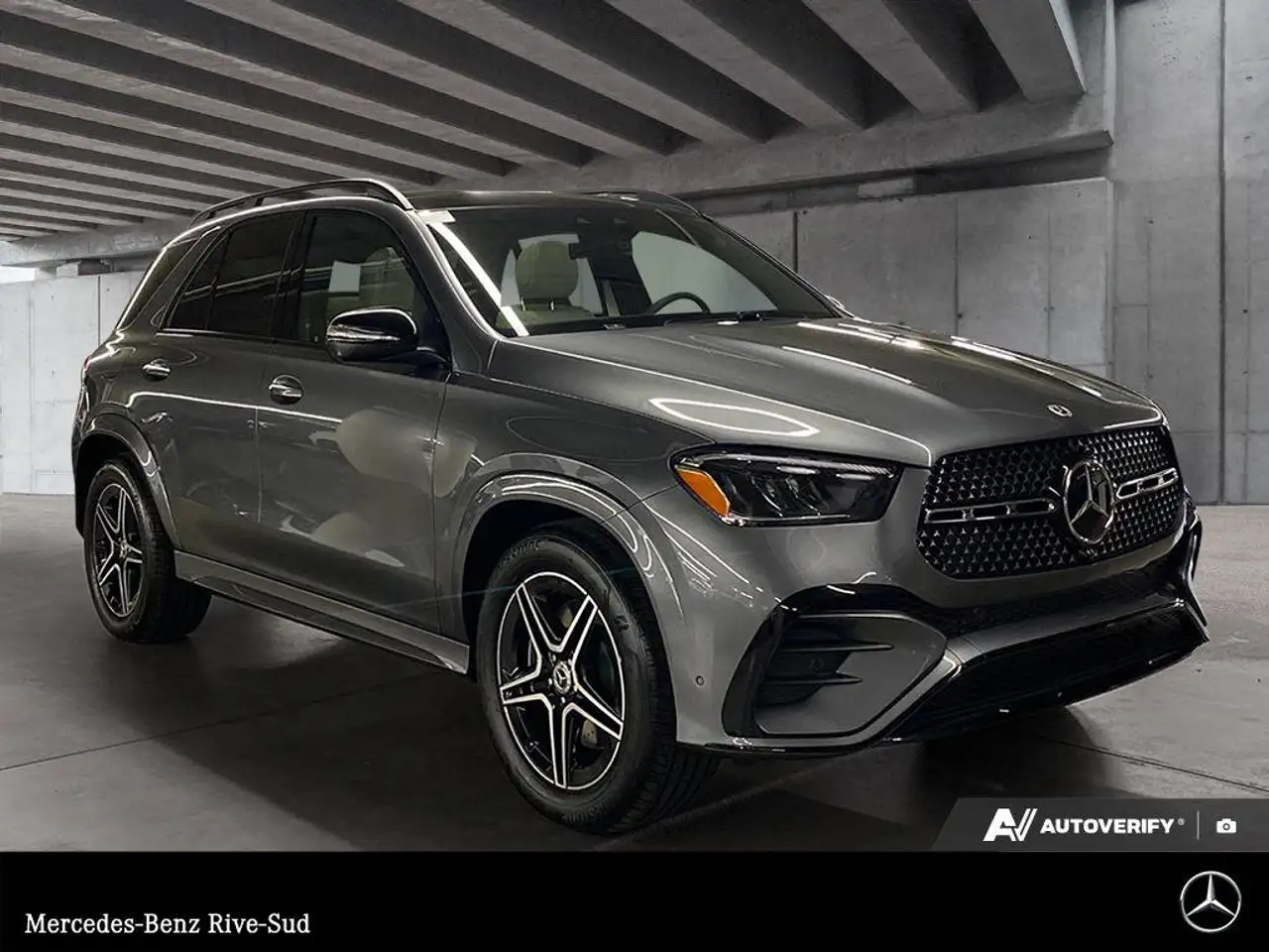 Mercedes-Benz GLE снимка Mercedes-Benz GLE