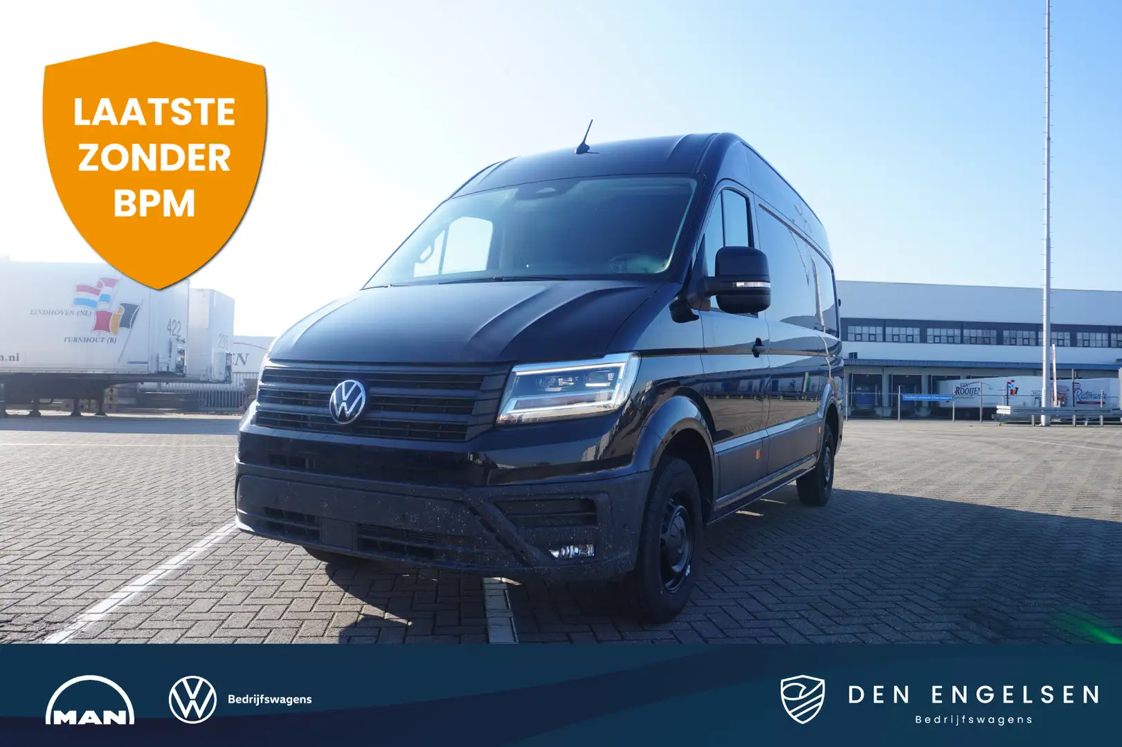 Volkswagen Crafter 30 2.0 TDI L3H3 Highline 30 2.0 TDI 140PK Aut, L3H Zwart - 1
