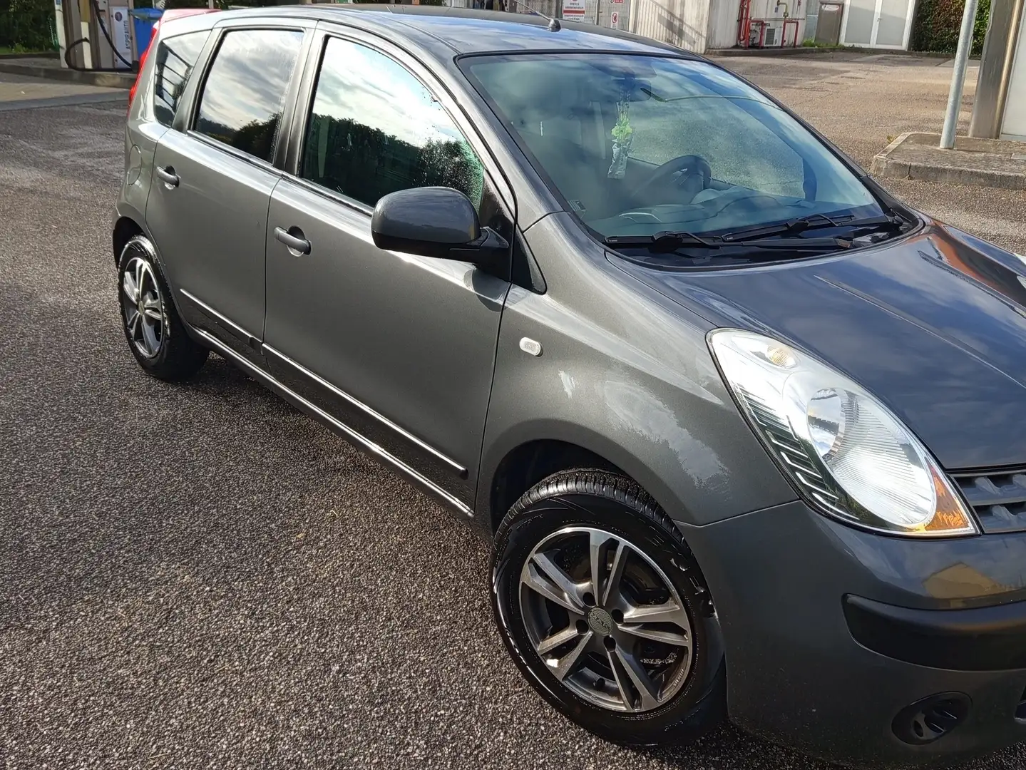 Nissan Note Note 1.6 16v Acenta Gris - 1