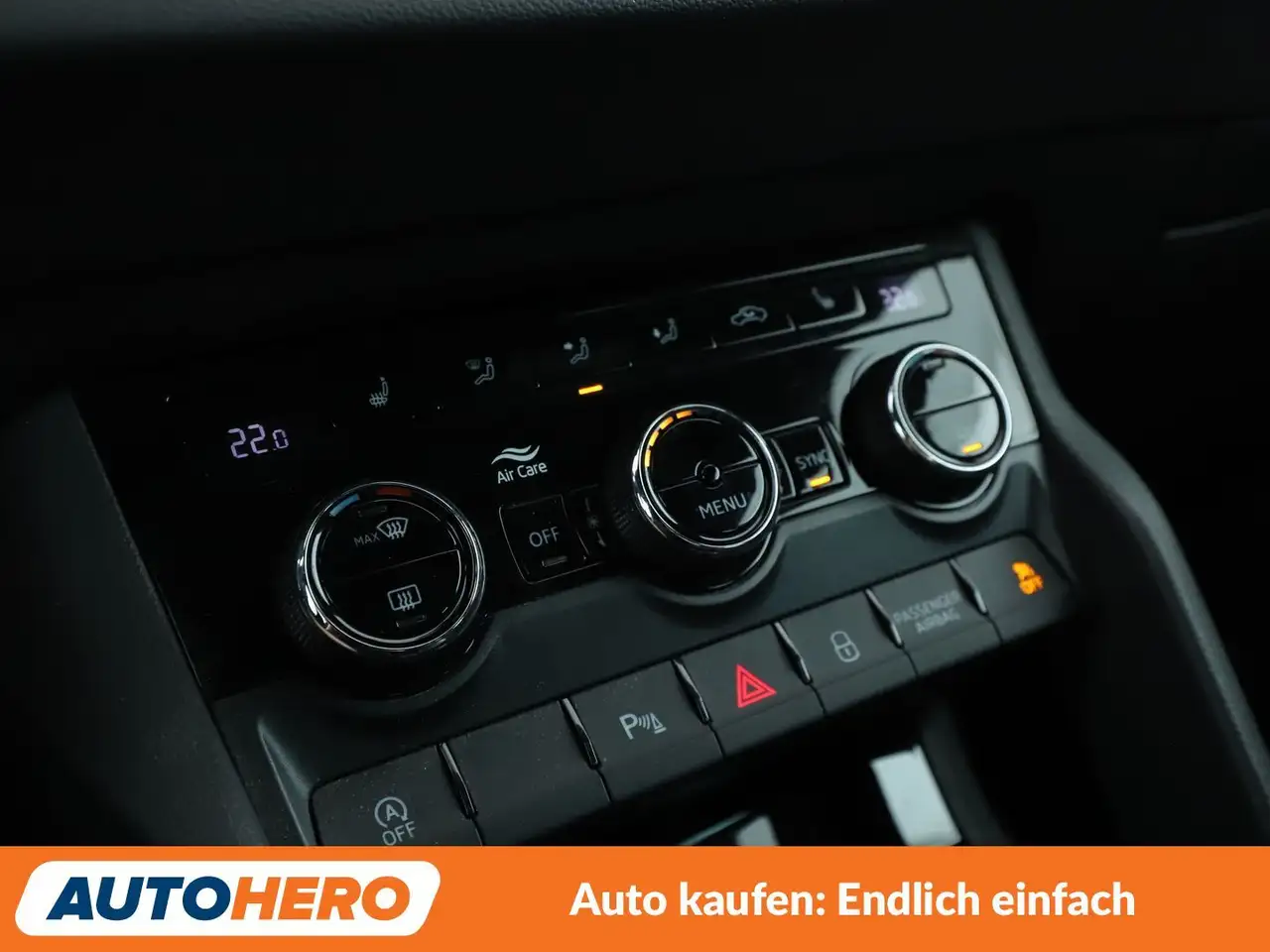Skoda Karoq 1.5 TSI ACT SportLine Aut.*NAVI*LED*ACC*PDC*SHZ*, миниатюра 22