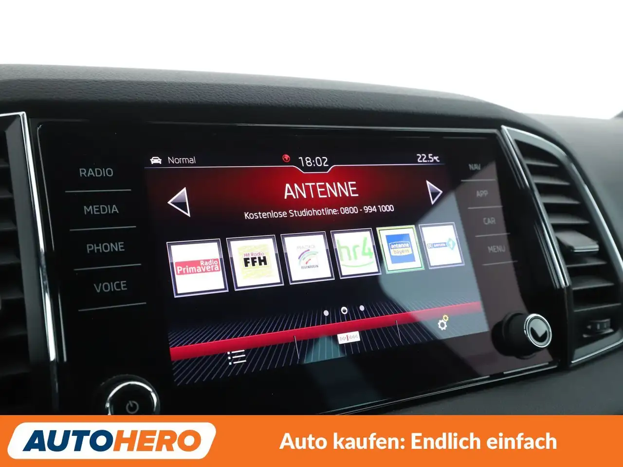 Skoda Karoq 1.5 TSI ACT SportLine Aut.*NAVI*LED*ACC*PDC*SHZ*, миниатюра 21