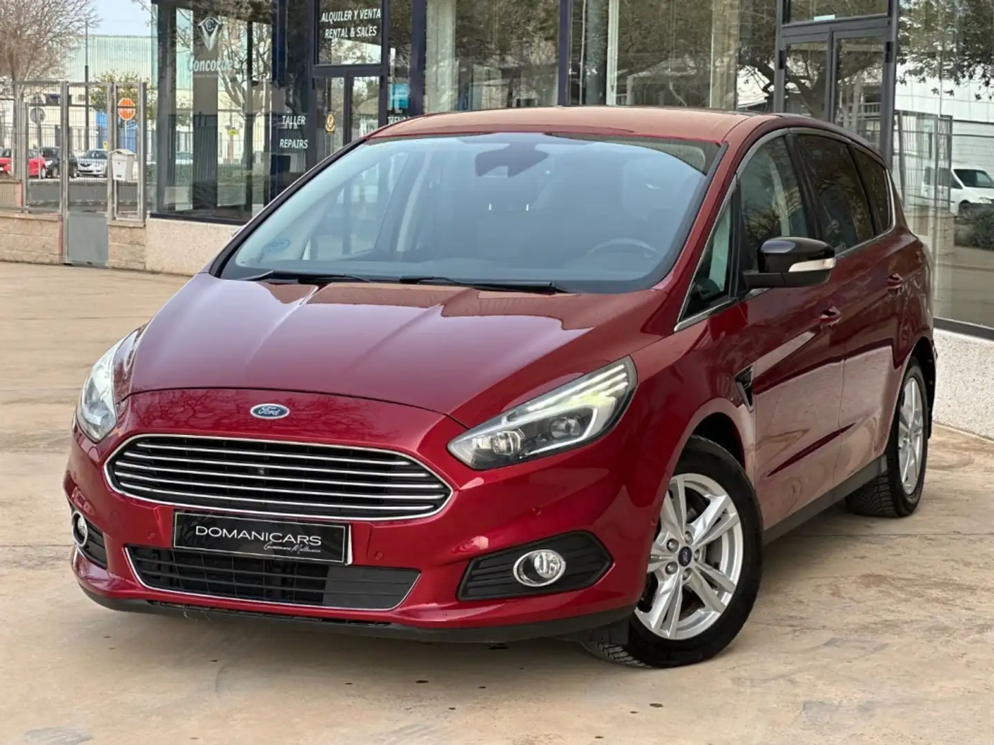 Ford S-Max 2.0TDCi Bi-turbo Titanium PS 210 Burdeos - 1