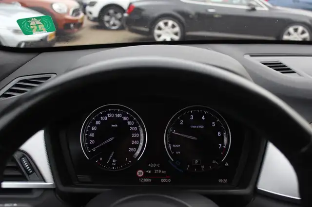 BMW X1 view 19