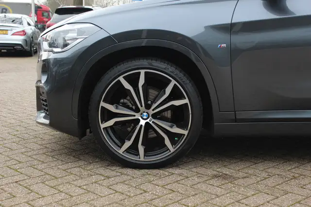 BMW X1 view 14