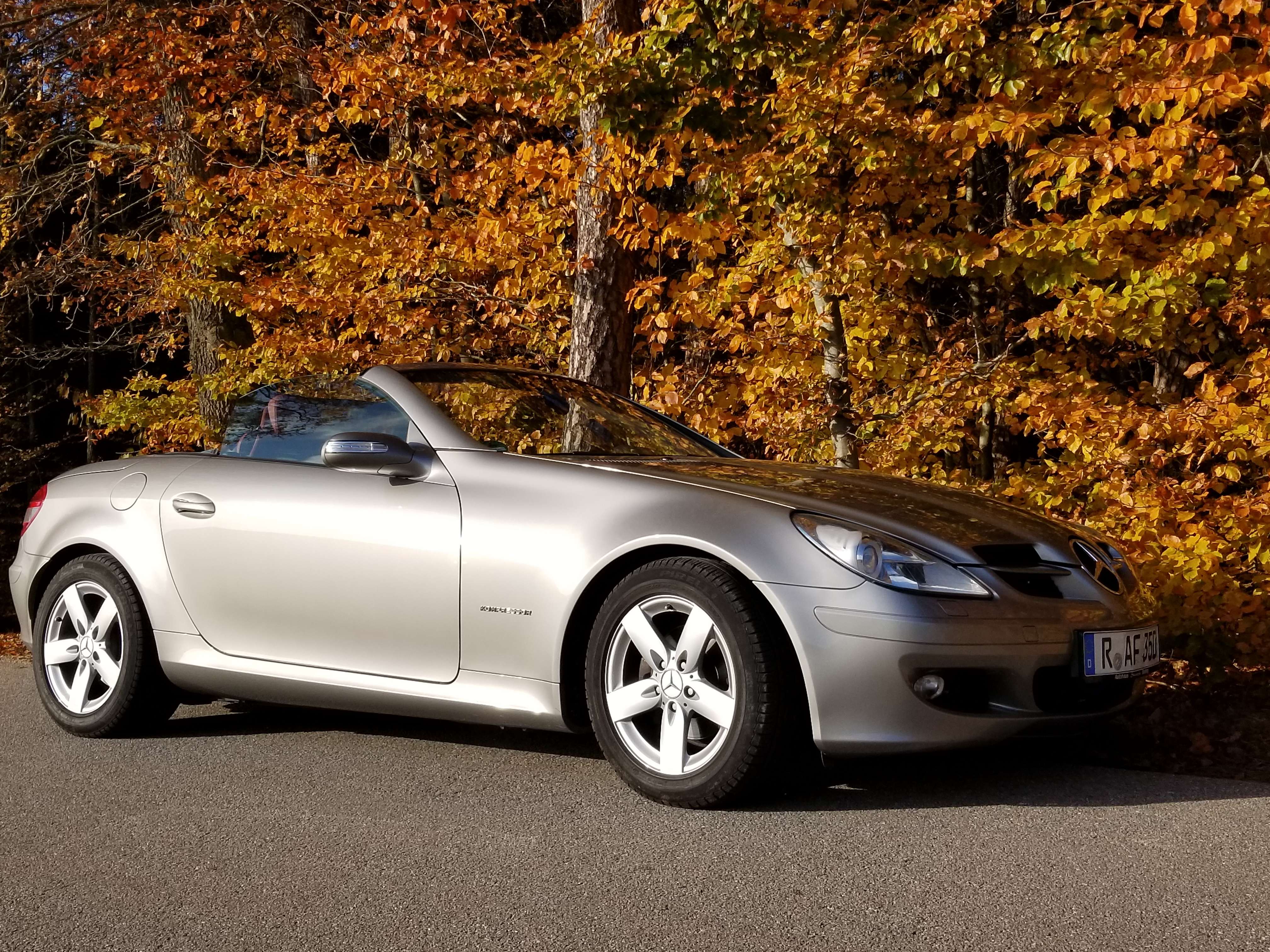 Second hand Mercedes Benz Slk-Class 200