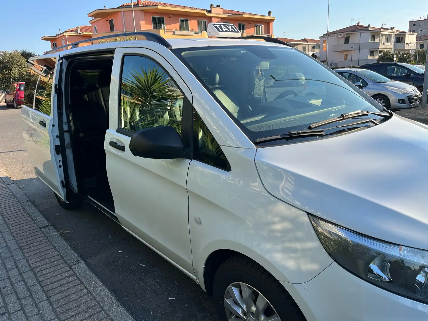 Mercedes-Benz Vito - 1