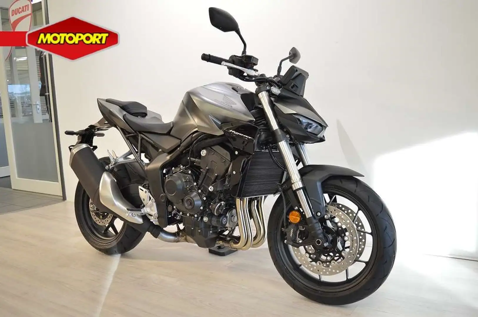 Honda CB 1000 HORNET Černá - 2