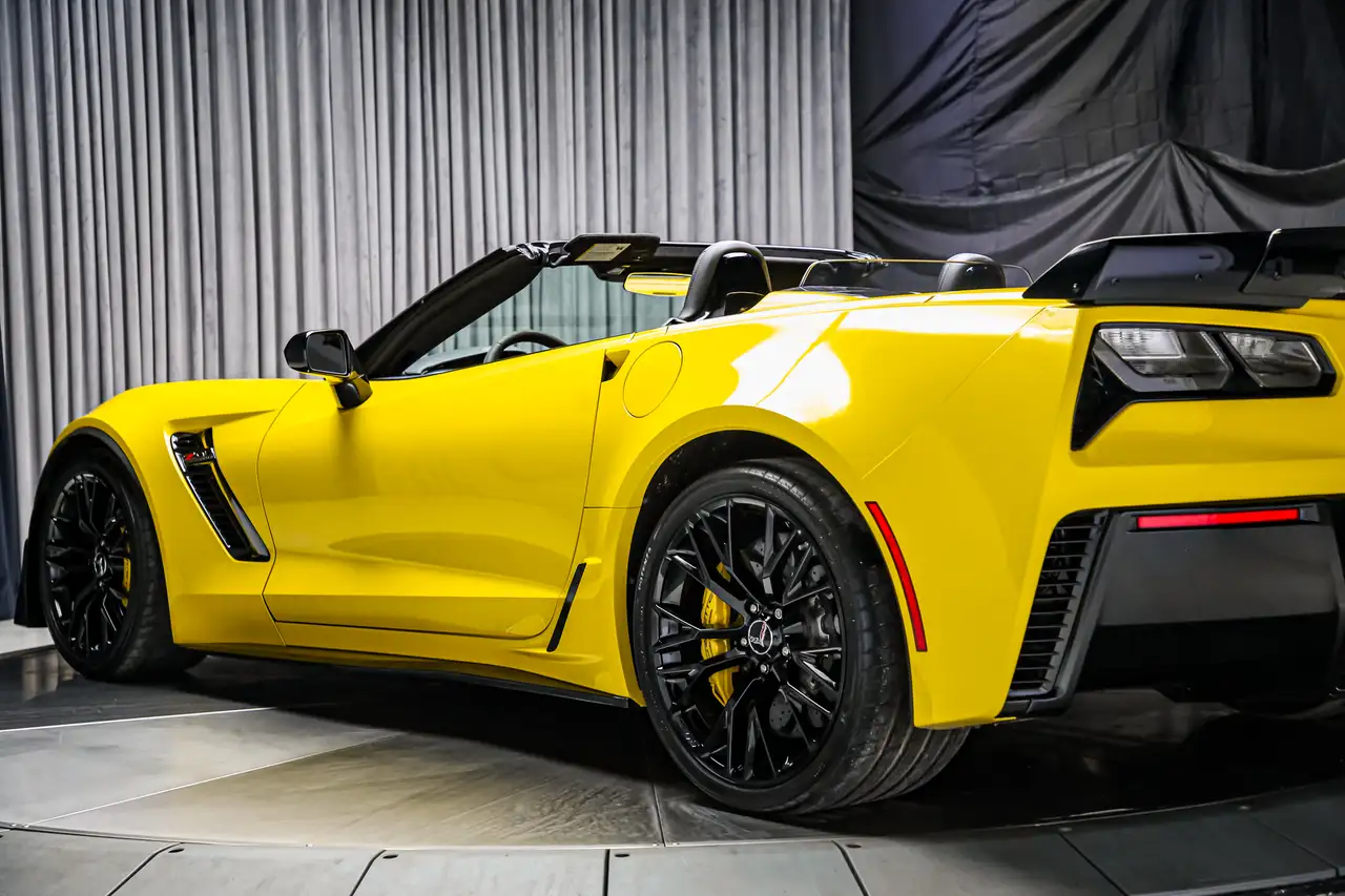 Chevrolet Corvette photo Chevrolet Corvette