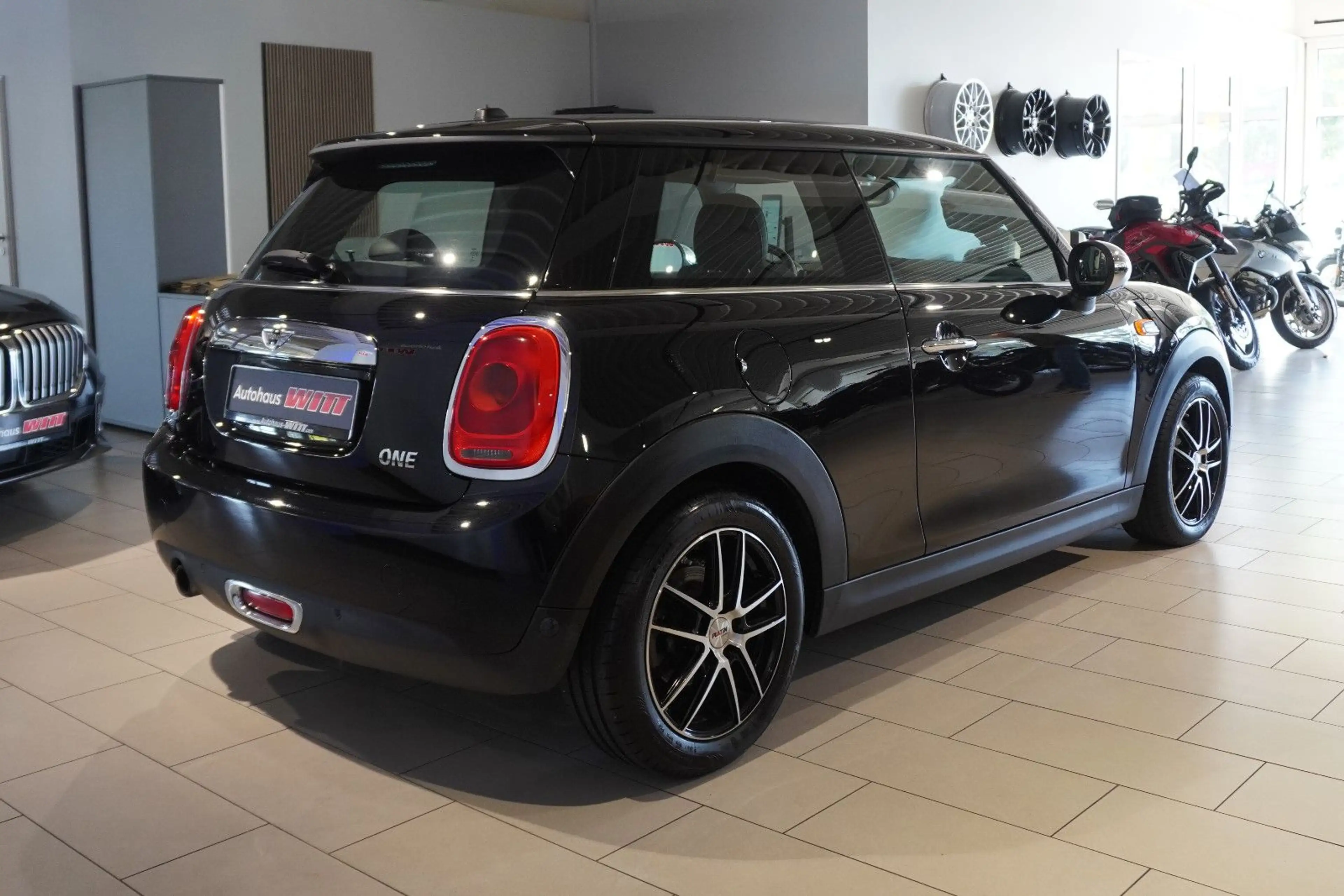 MINI One Mini One |Sihzg|T-Leder|PDC|BT — photo 7