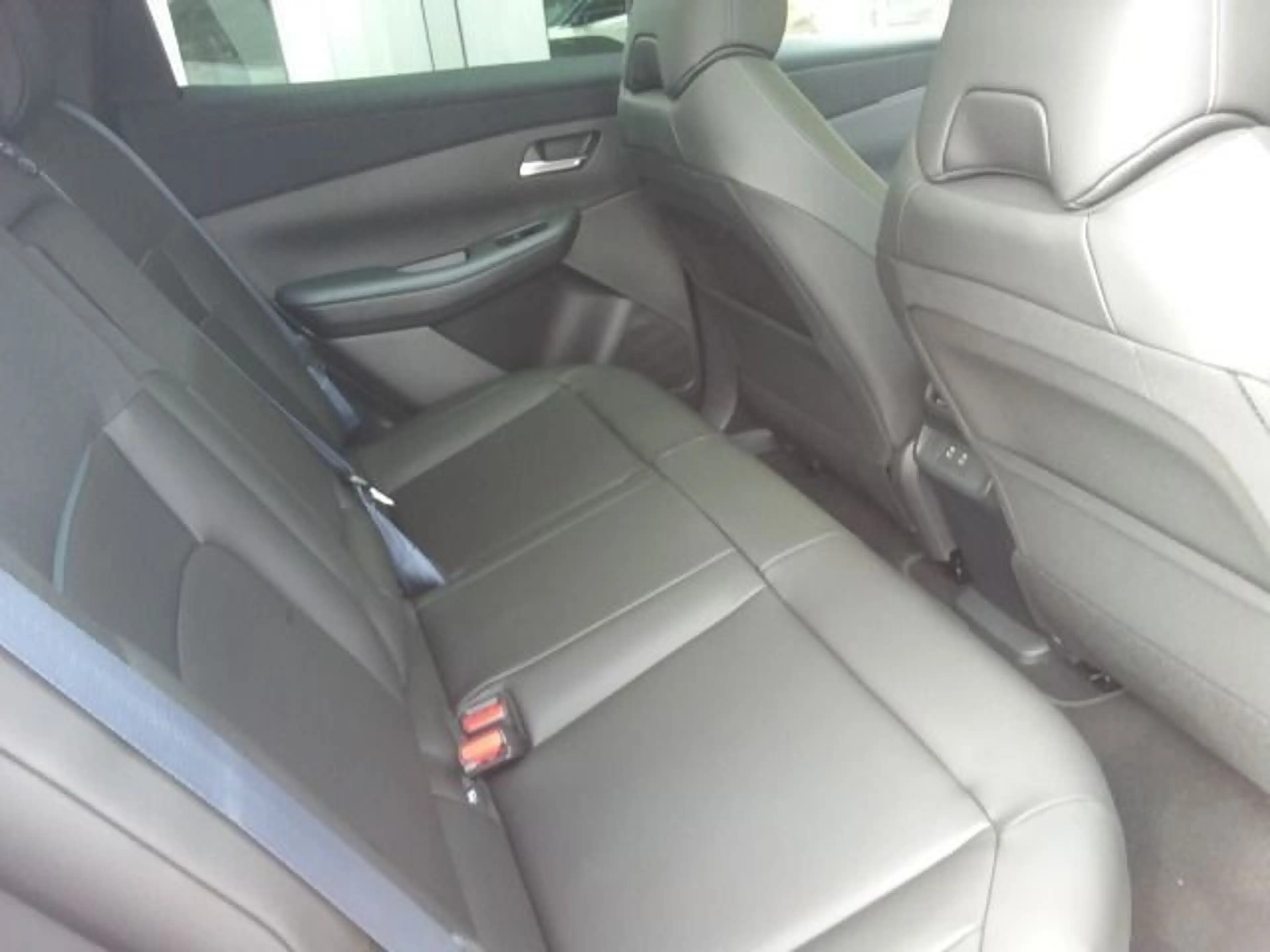 Nissan Leaf BEV Advance — photo 11