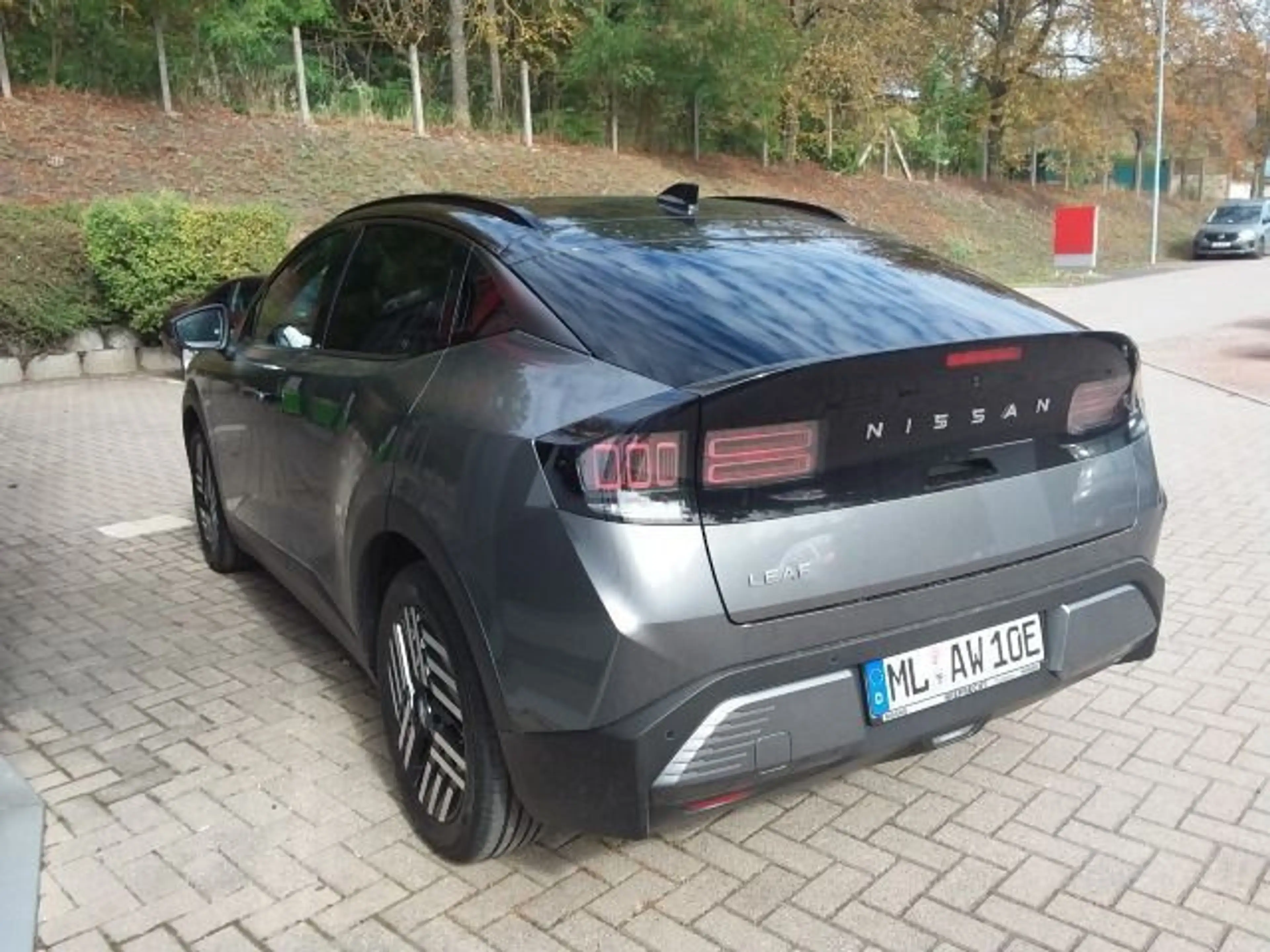 Nissan Leaf BEV Advance — photo 3