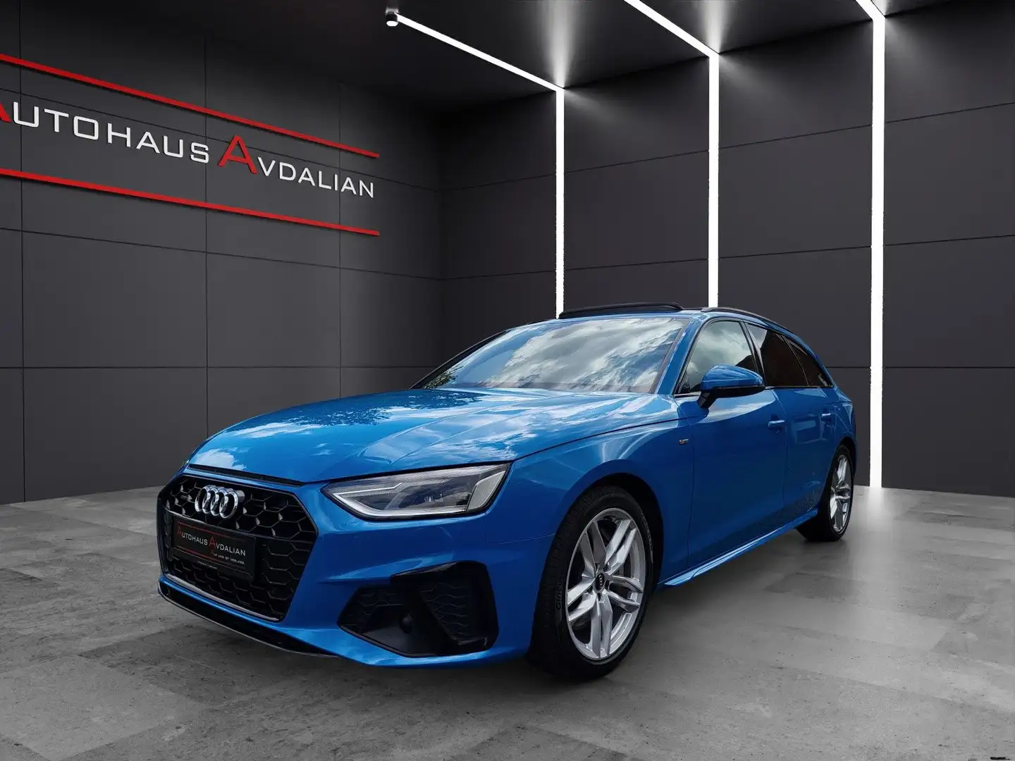 Audi A4 Avant 50 TDI qu. S line PANO|R-KAM|MEMORY|ACC Blau - 1