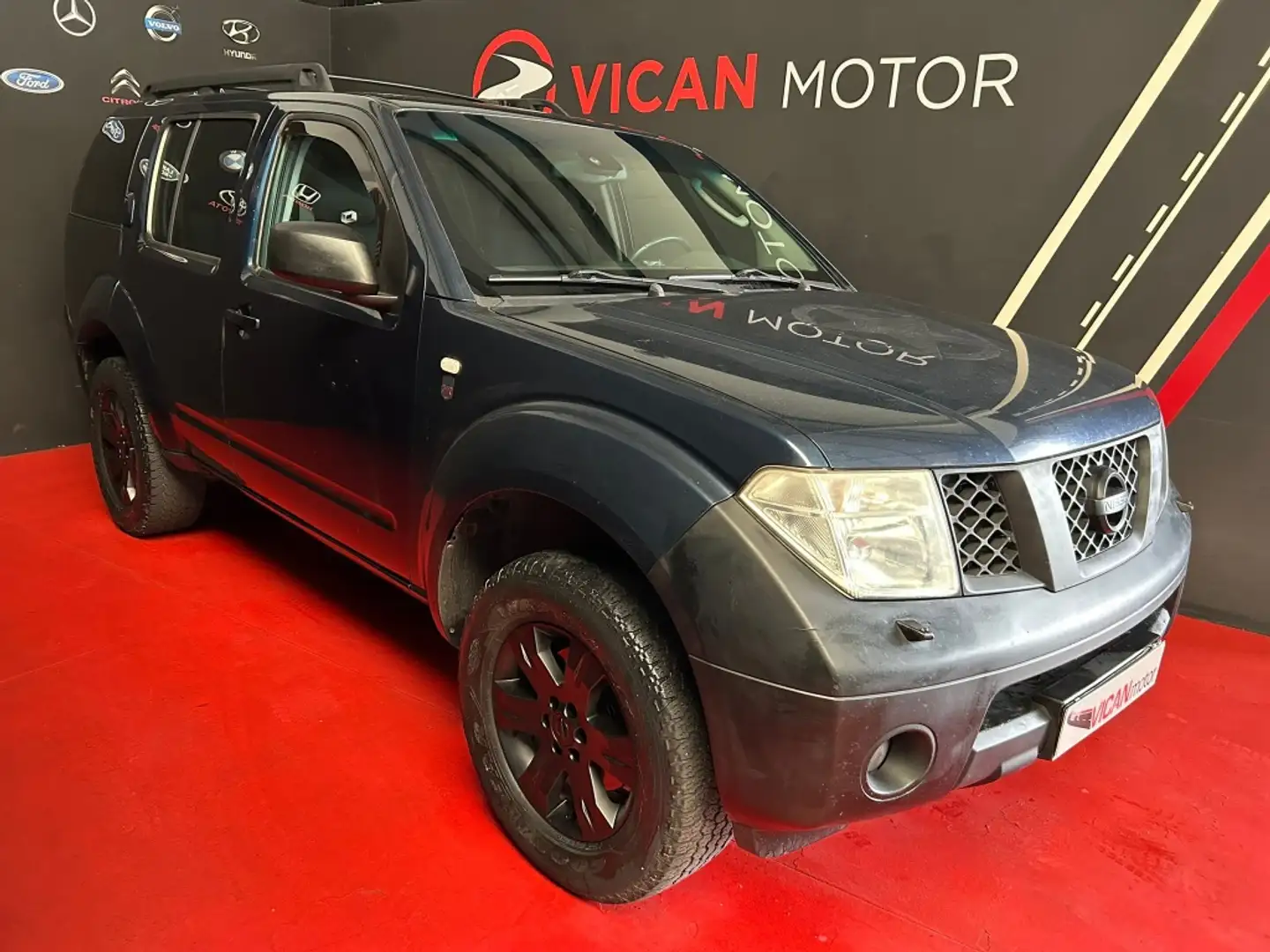 Nissan Pathfinder 2.5dCi LE Bleu - 1