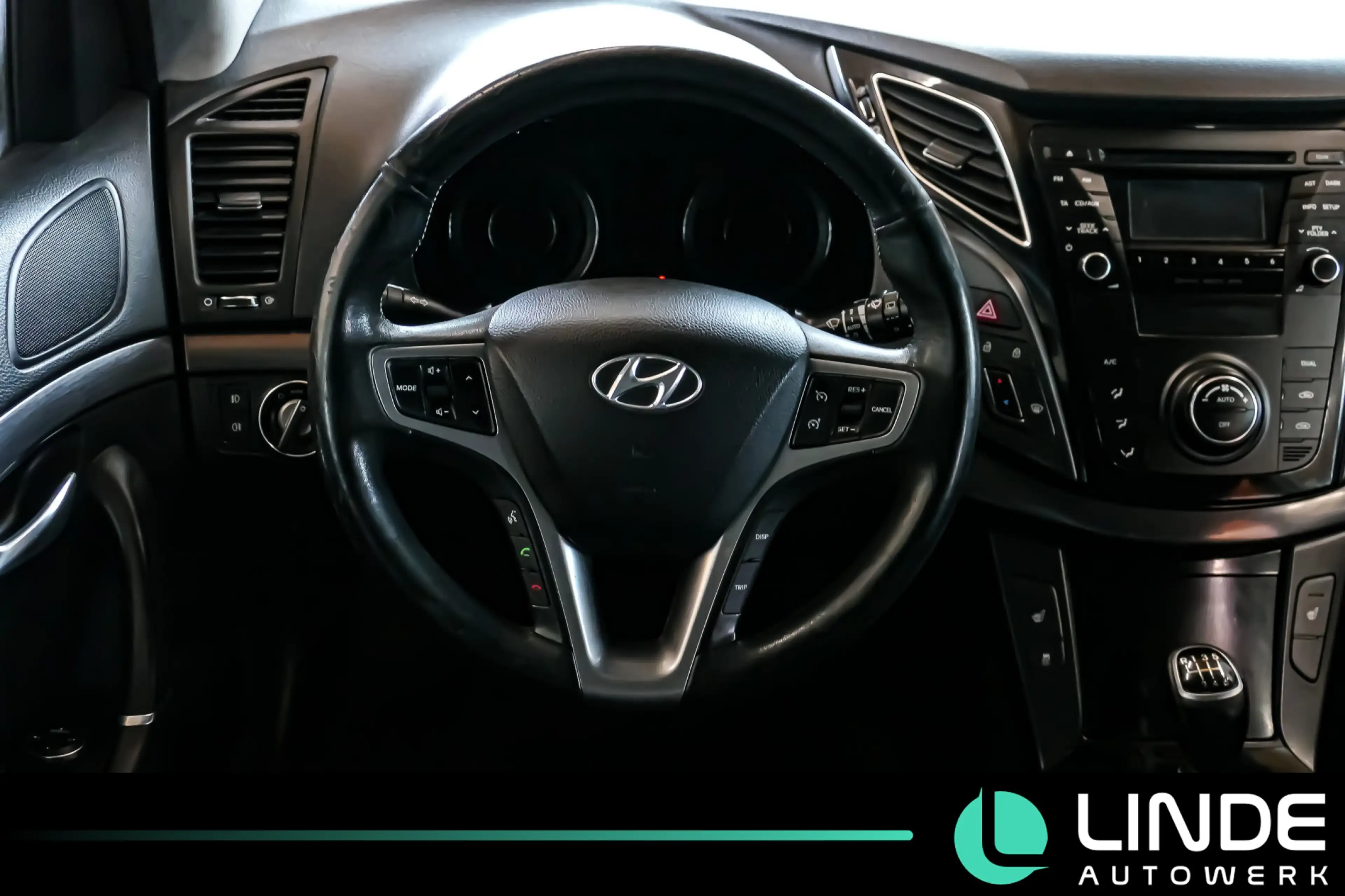 Hyundai i40 Style |TEMPO.|SHZ|PDC|16 ALU — photo 12