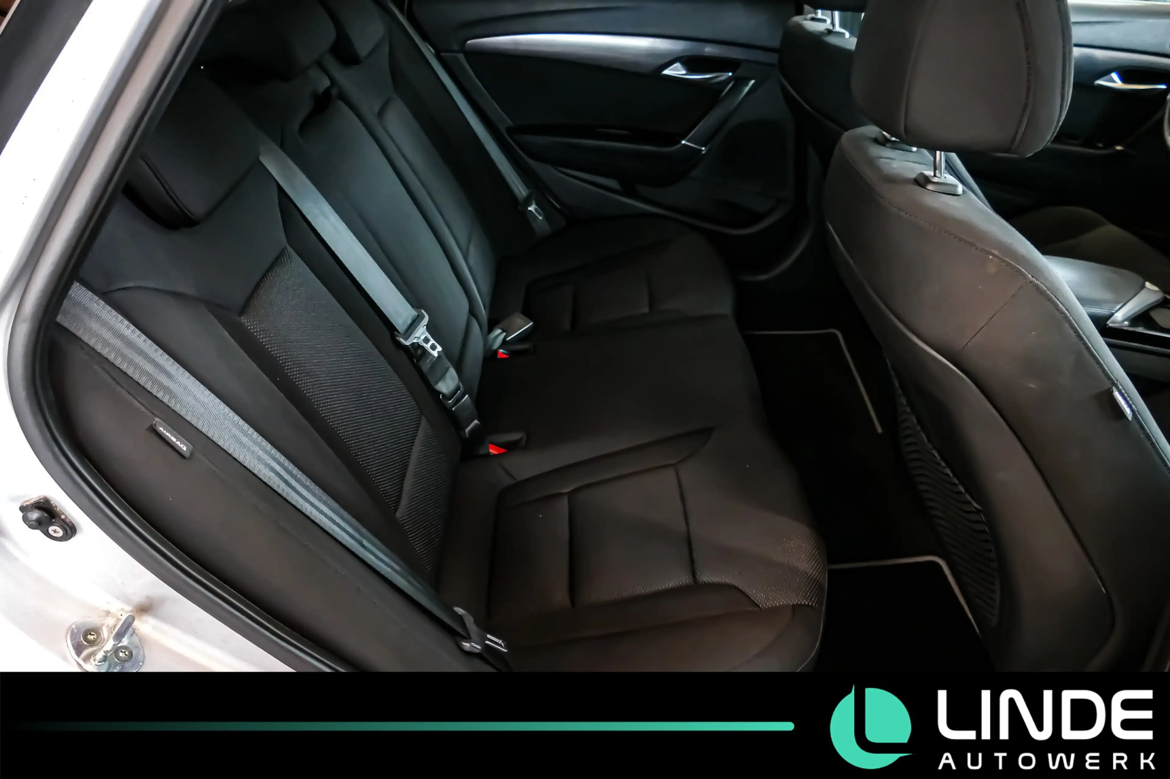 Hyundai i40 Style |TEMPO.|SHZ|PDC|16 ALU — photo 9