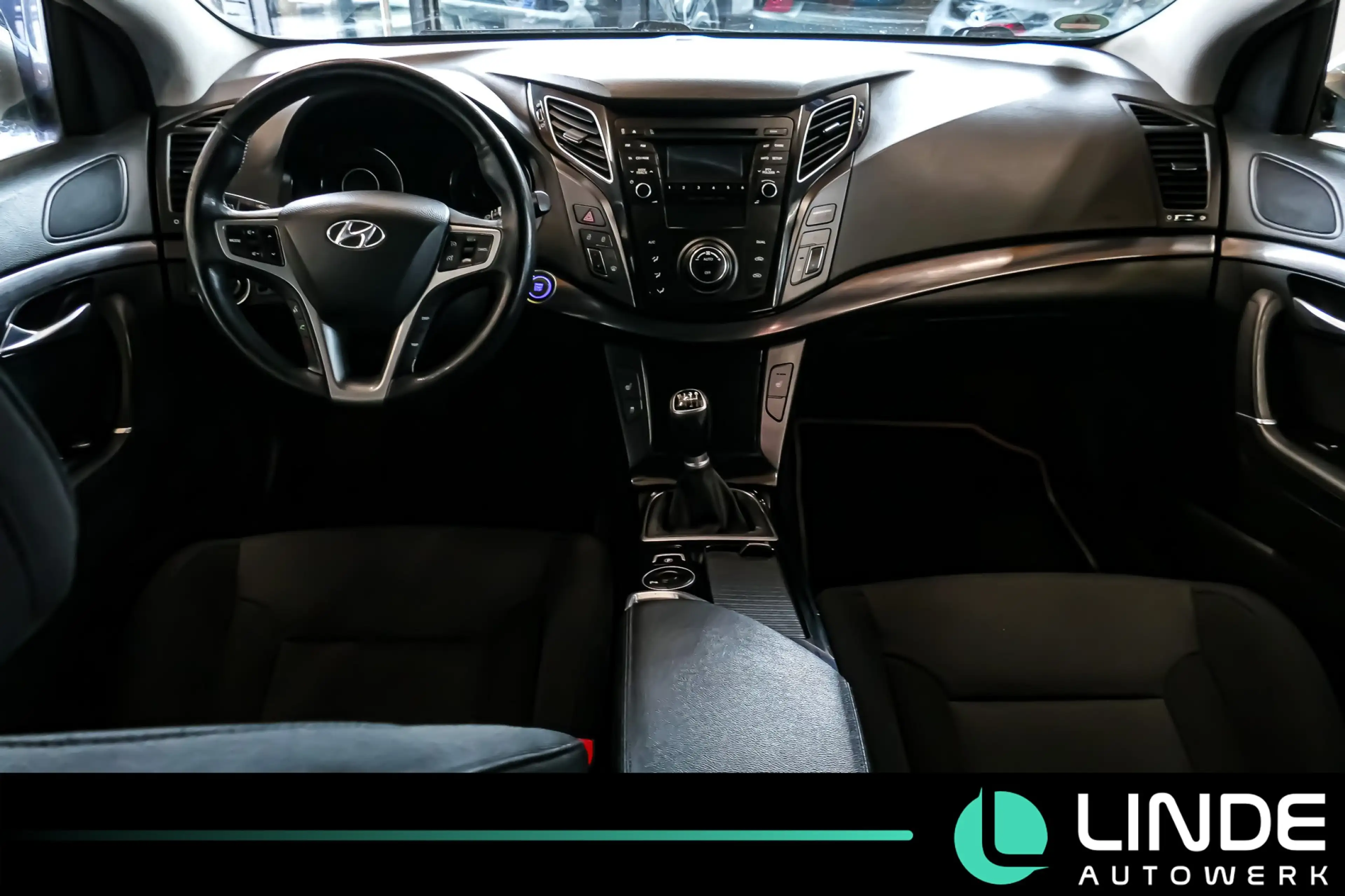 Hyundai i40 Style |TEMPO.|SHZ|PDC|16 ALU — photo 11