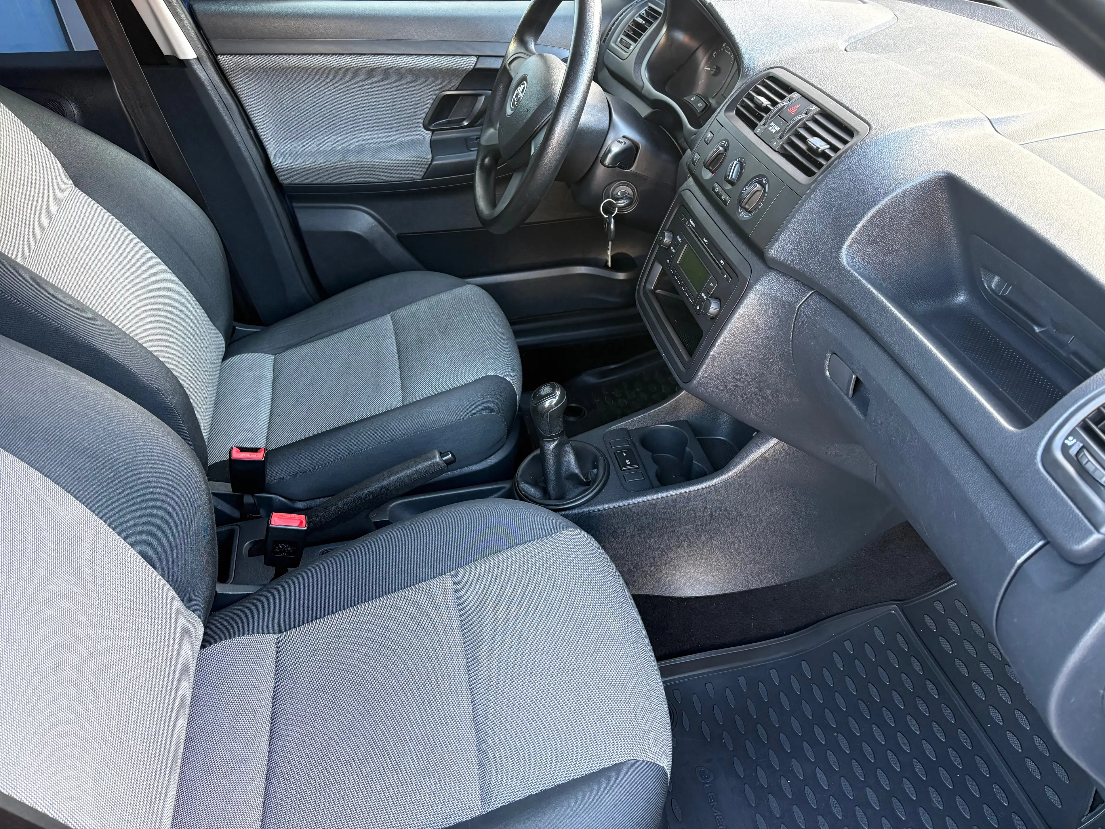 Skoda Roomster 1.2 , AUX, Klimaanlage, HU/AU neu — photo 8