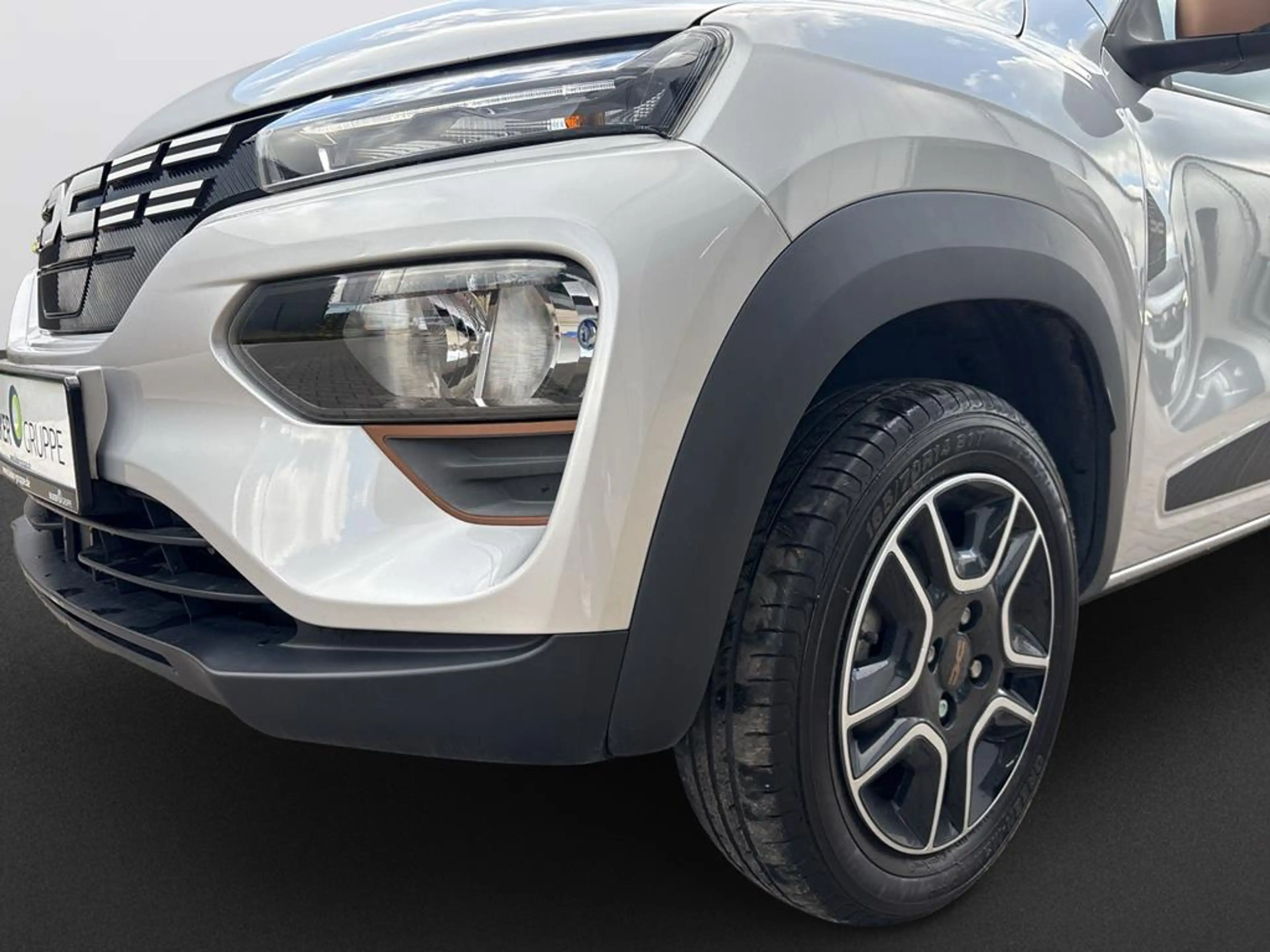 Dacia Spring Electric 65 Extreme — photo 9