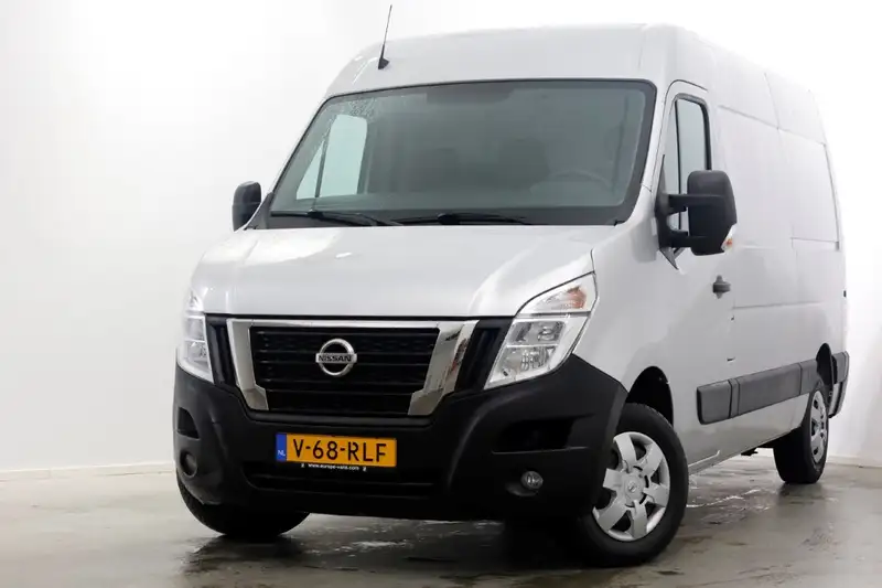 Nissan Interstar