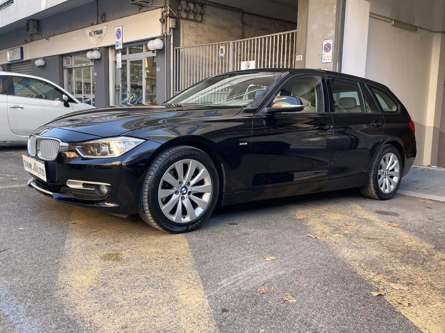 BMW 318 318 d Touring  Modern automatica Nero - 1