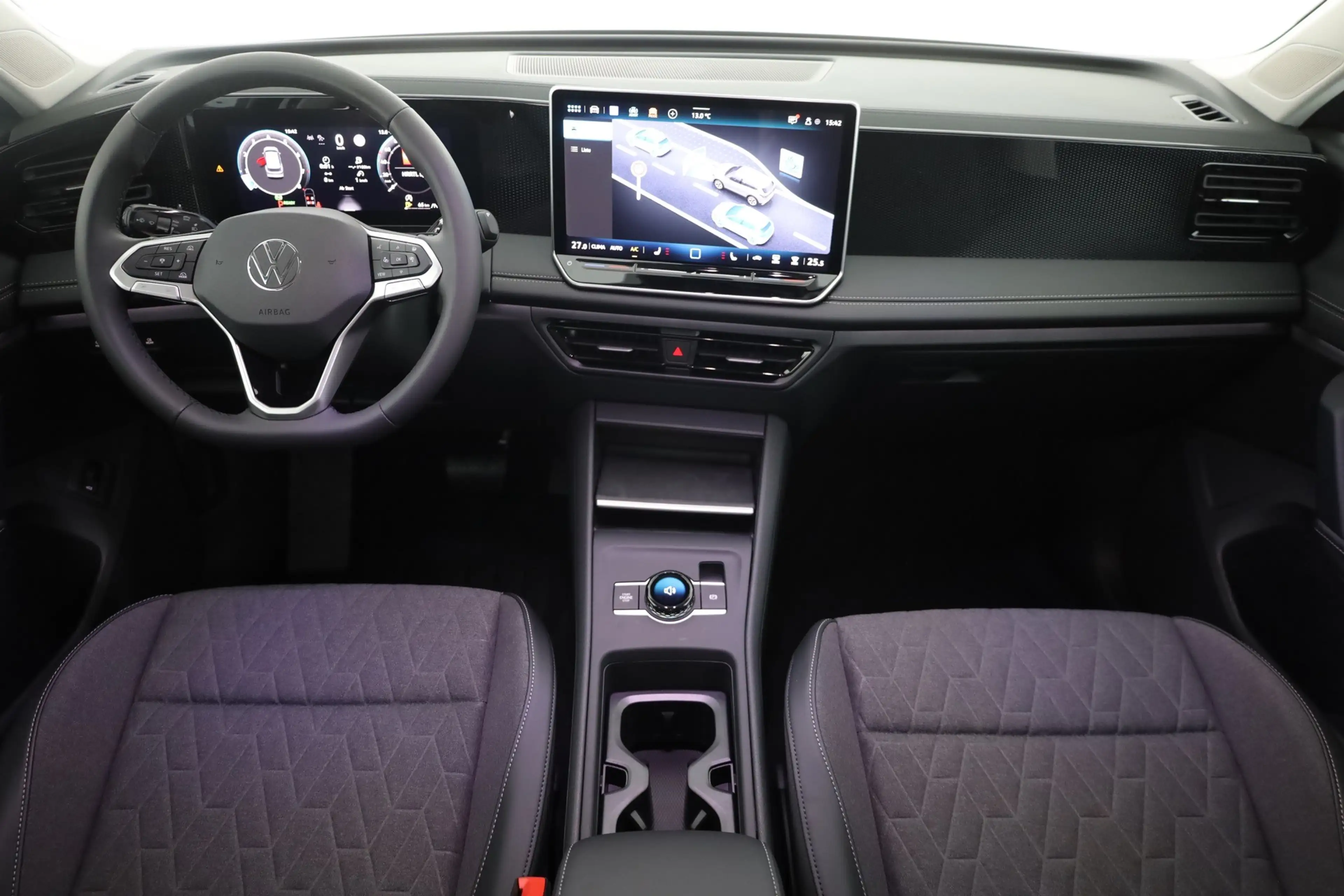 Volkswagen Tiguan 1.5 eTSI DSG LED ACC Kamera Sitzheizung — photo 9