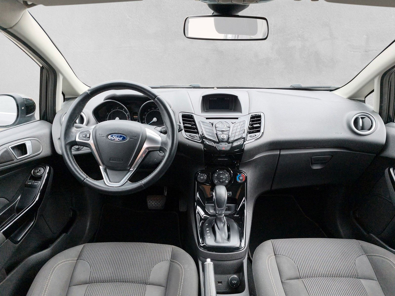 Ford Fiesta Titanium 5-türig — photo 11
