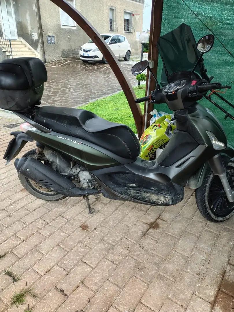 Piaggio Beverly 300 S Verde - 2
