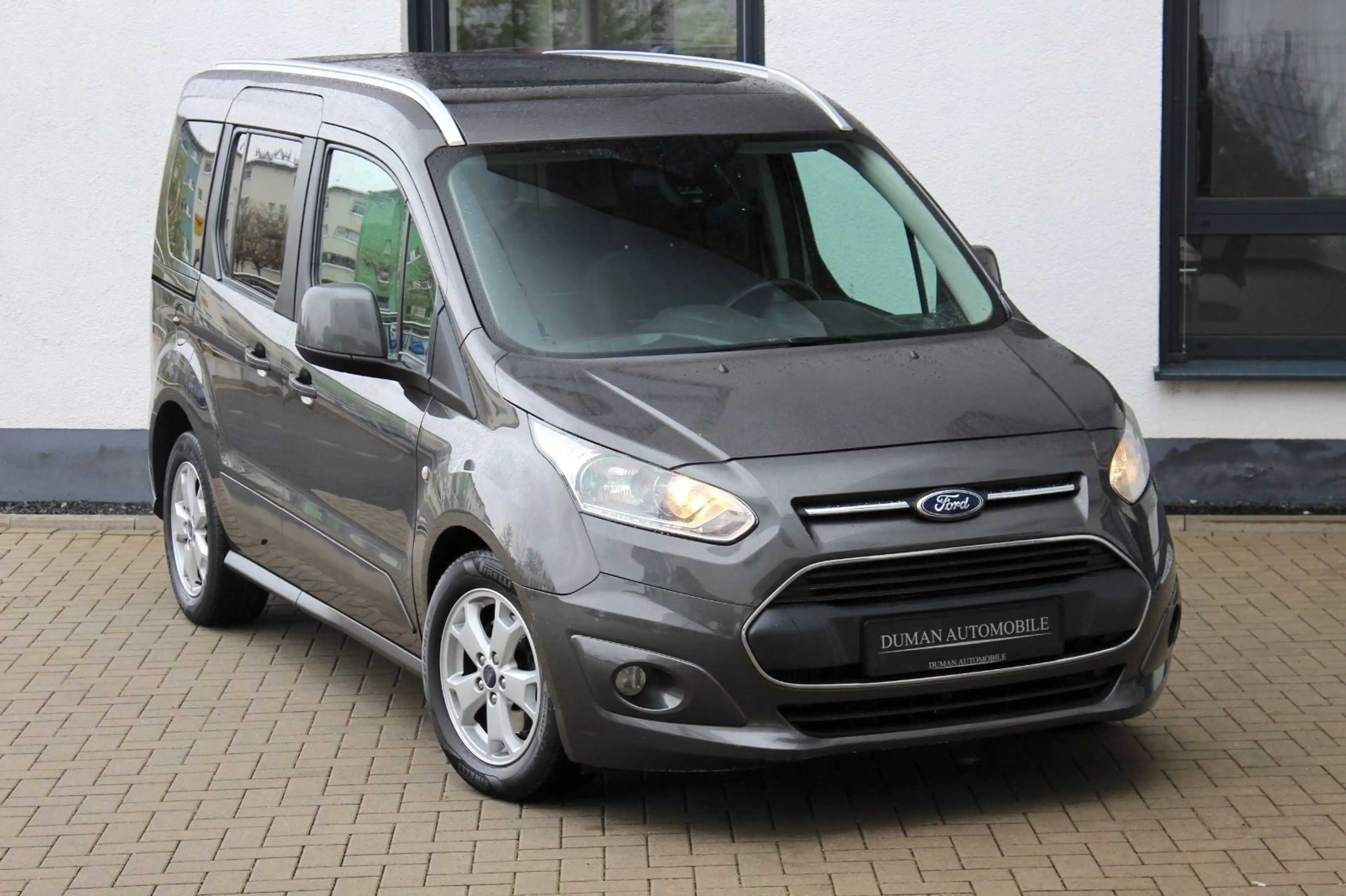 Ford Tourneo Connect 1.0 EcoBoost *TITANIUM 2xTÜREN* — photo 3