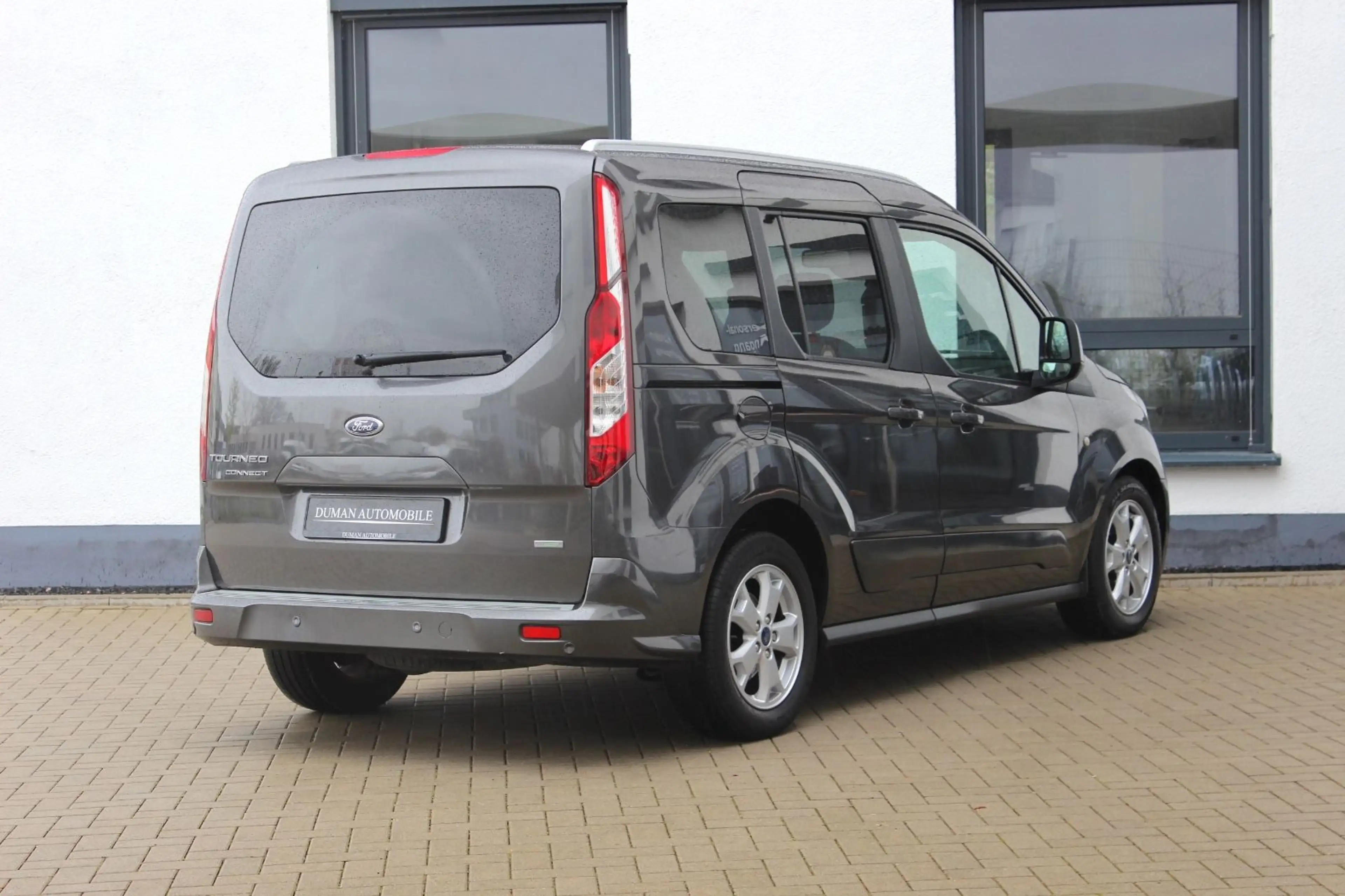 Ford Tourneo Connect 1.0 EcoBoost *TITANIUM 2xTÜREN* — photo 6
