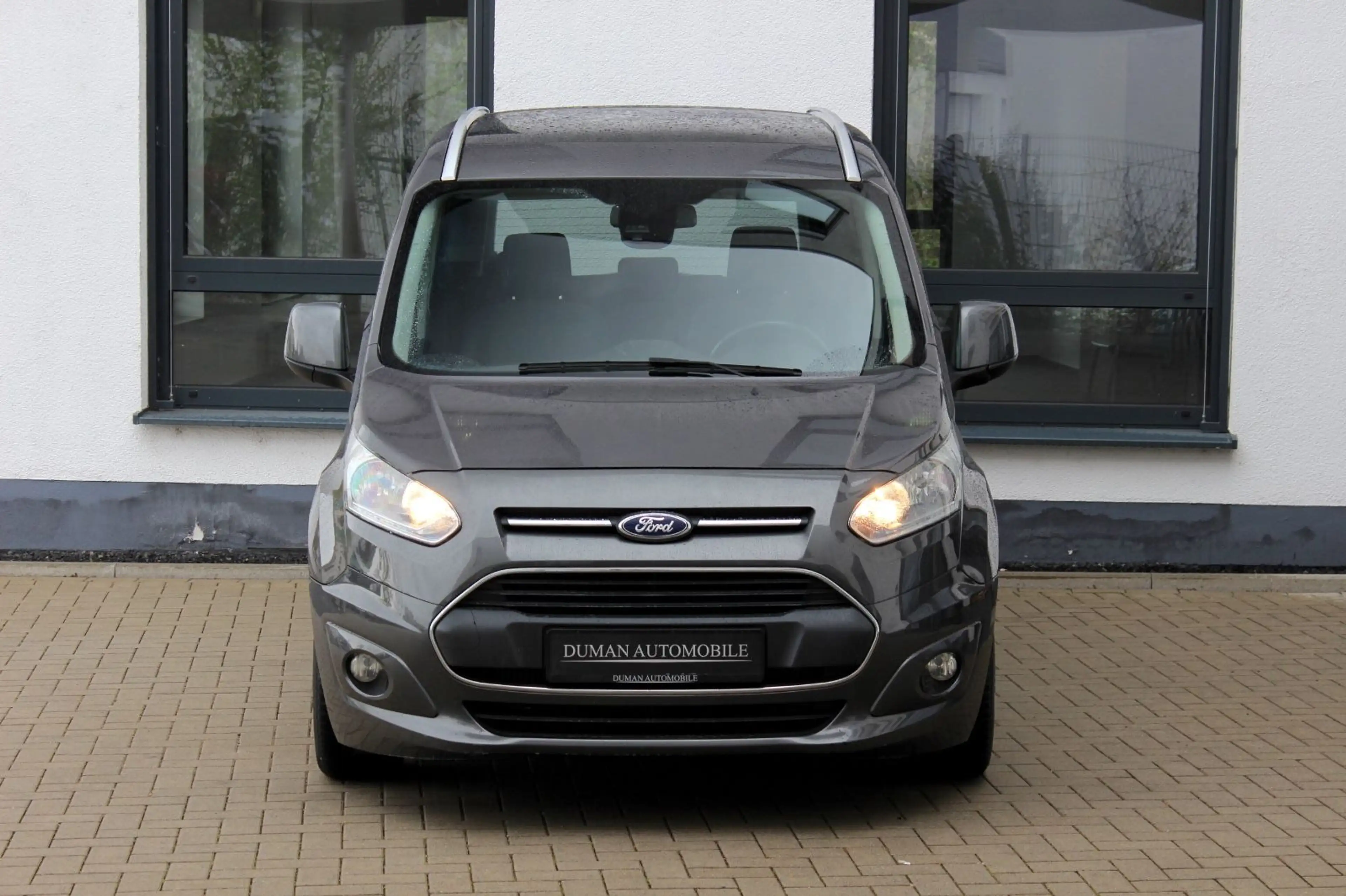 Ford Tourneo Connect 1.0 EcoBoost *TITANIUM 2xTÜREN* — photo 2