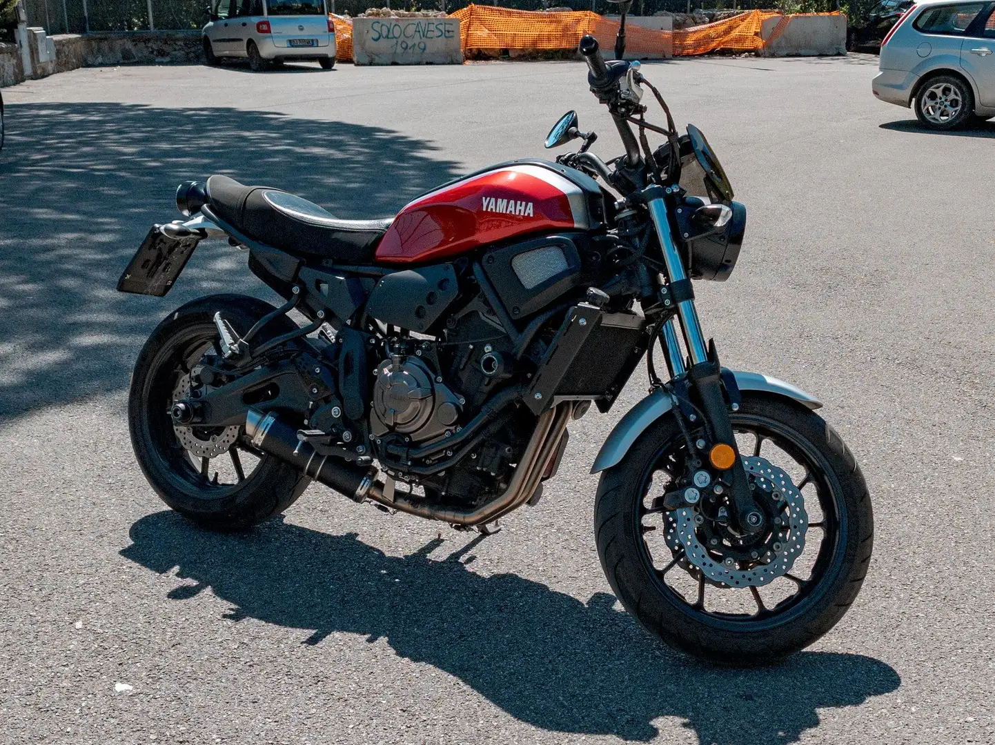 Yamaha XSR 700 ABS Rojo - 1
